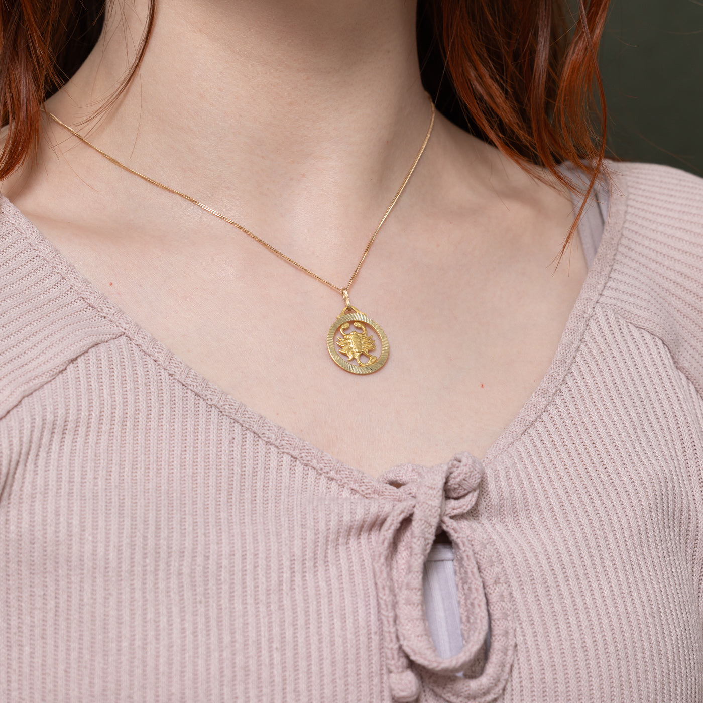 10k Scorpio Circle Pendant