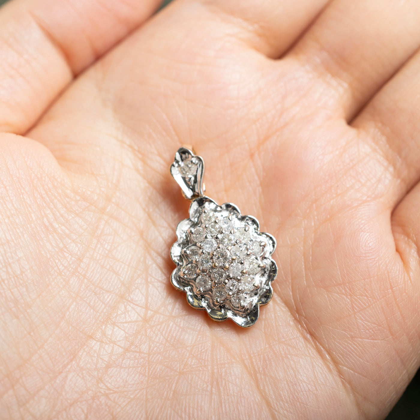 14k Diamond Scalloped Cluster Pendant | 1.00ctw