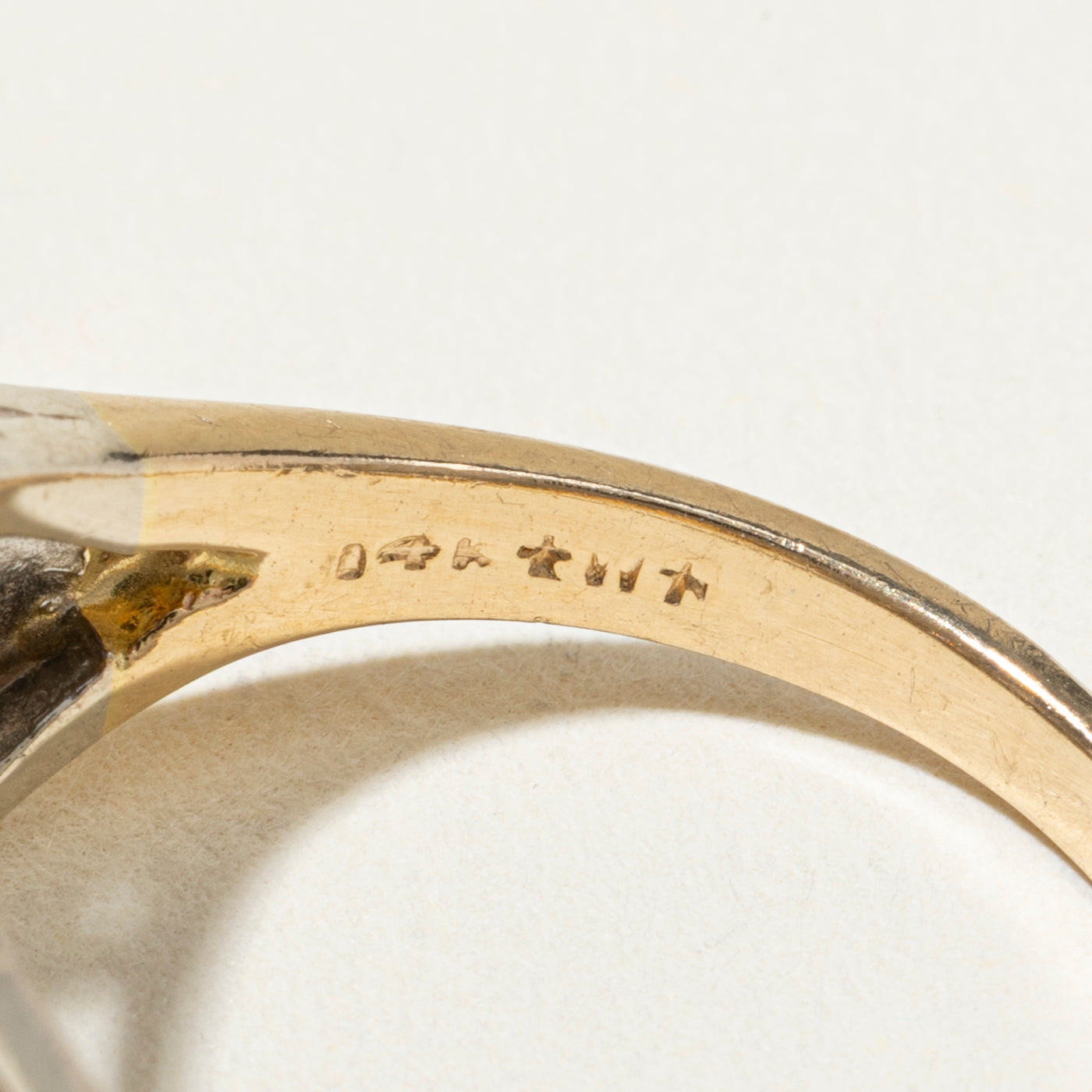 14k Three Stone Diamond Accented Cocktail Ring | 1.00ctw | SZ 8