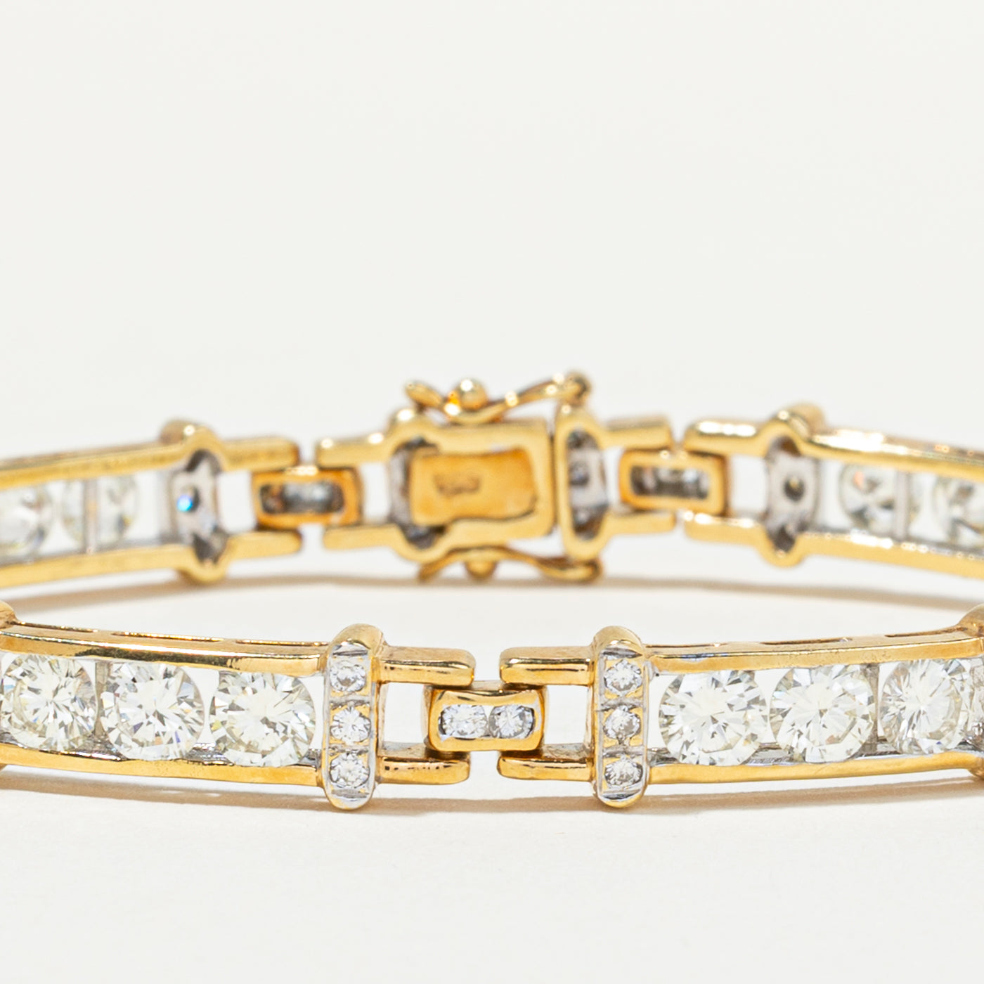 18k Channel Set Diamond Tennis Bracelet | 3.60ctw