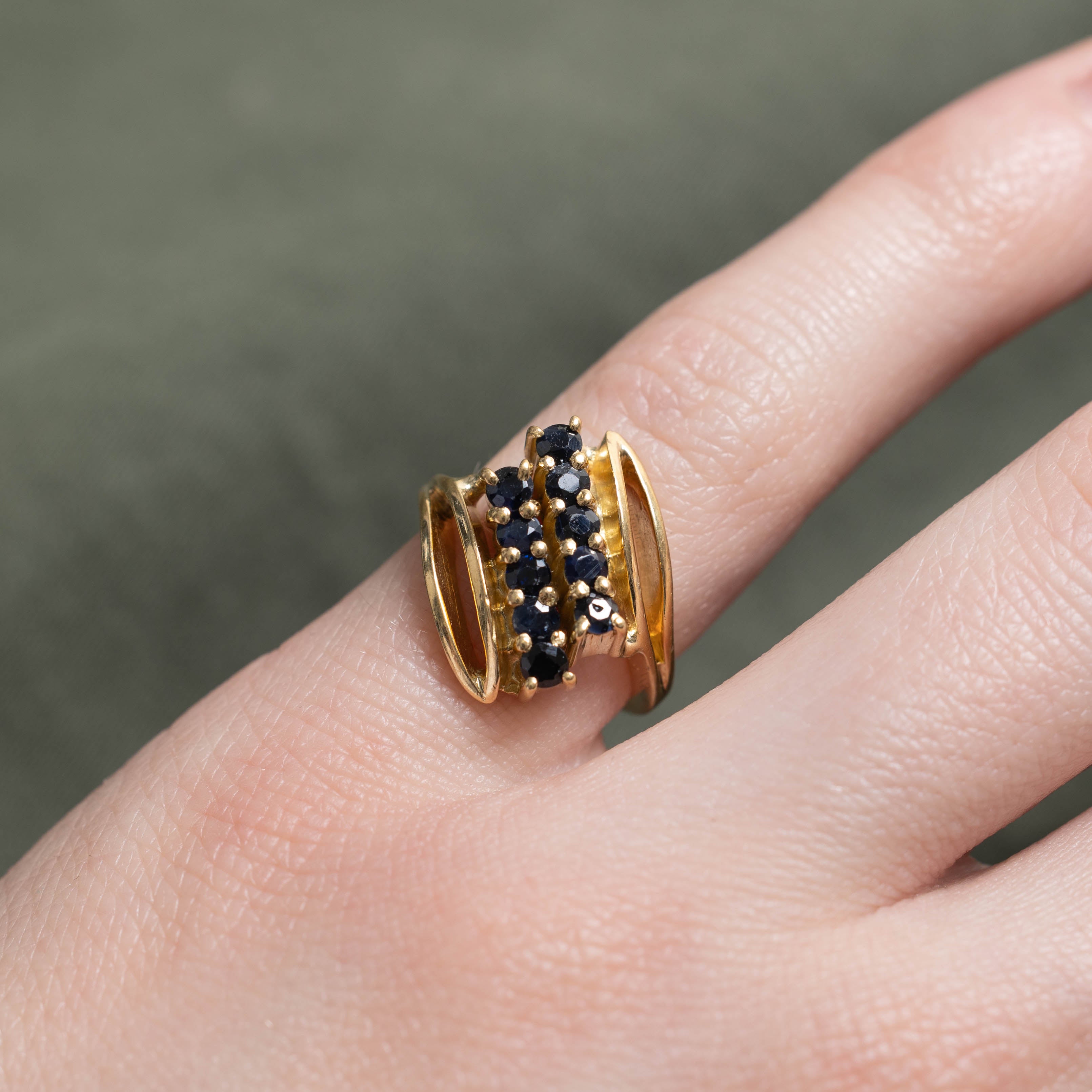 70s Sapphire Double Row Bypass Ring | SZ 2.75