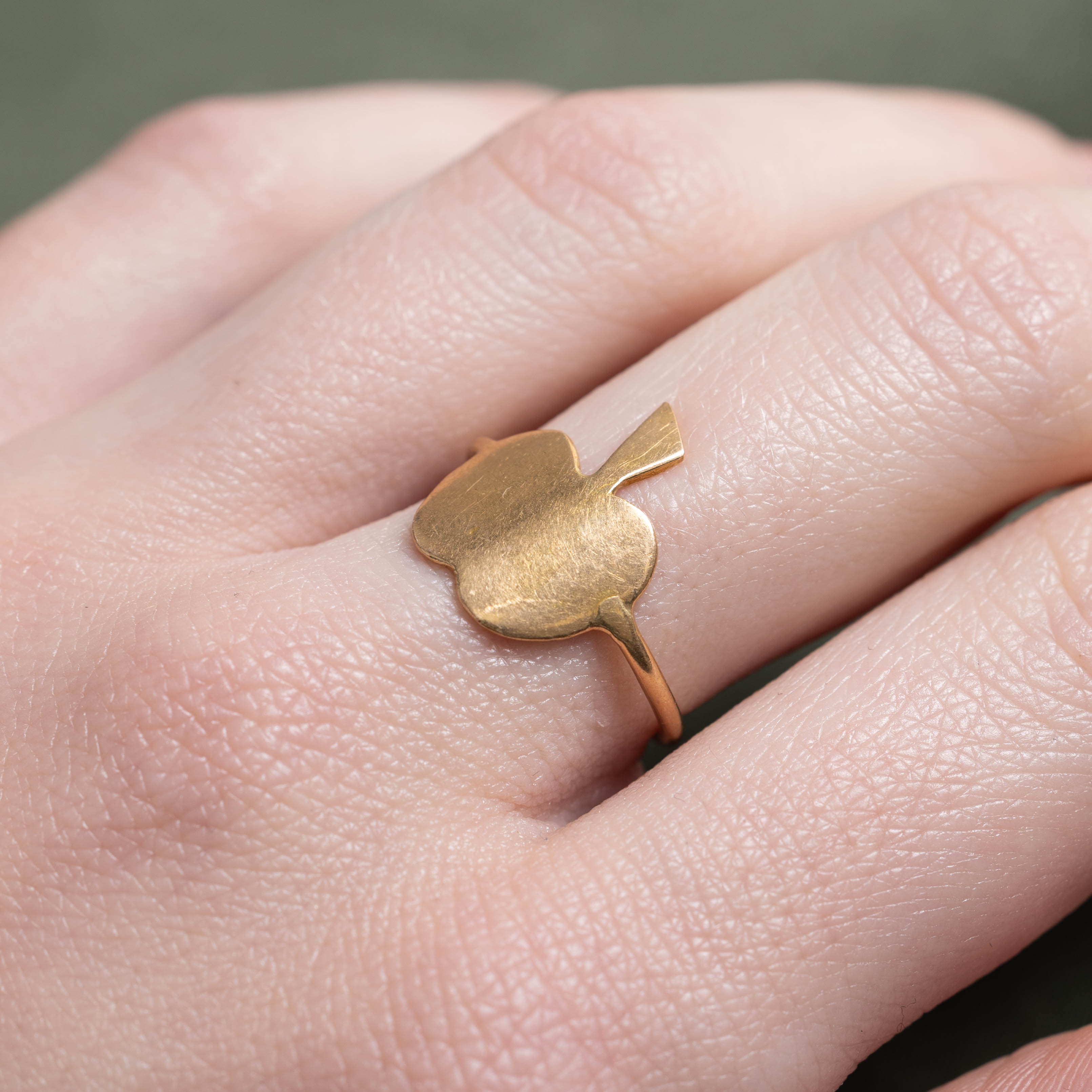 18k Apple Ring | SZ 5.5