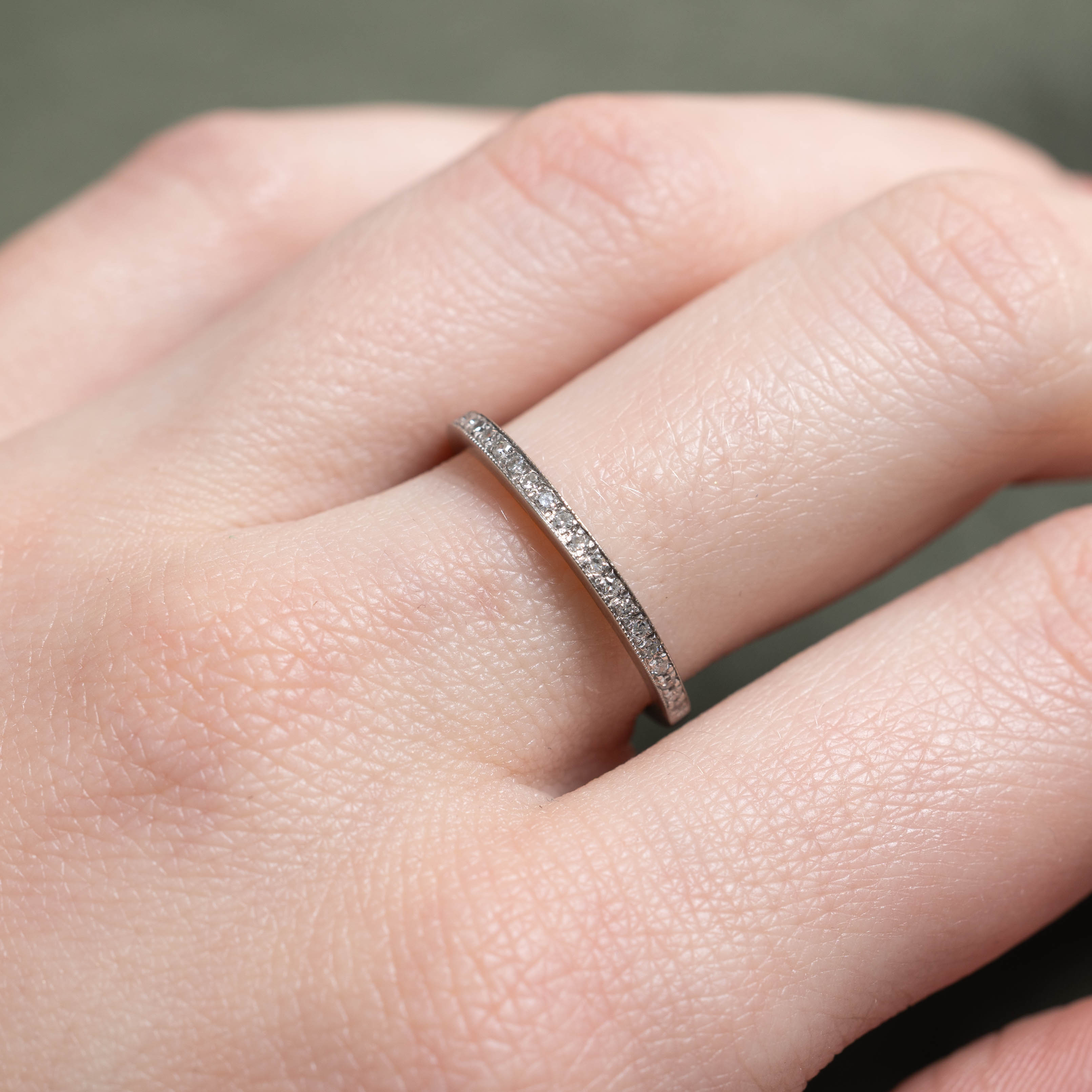 10k Semi Eternity Diamond Band | SZ 6