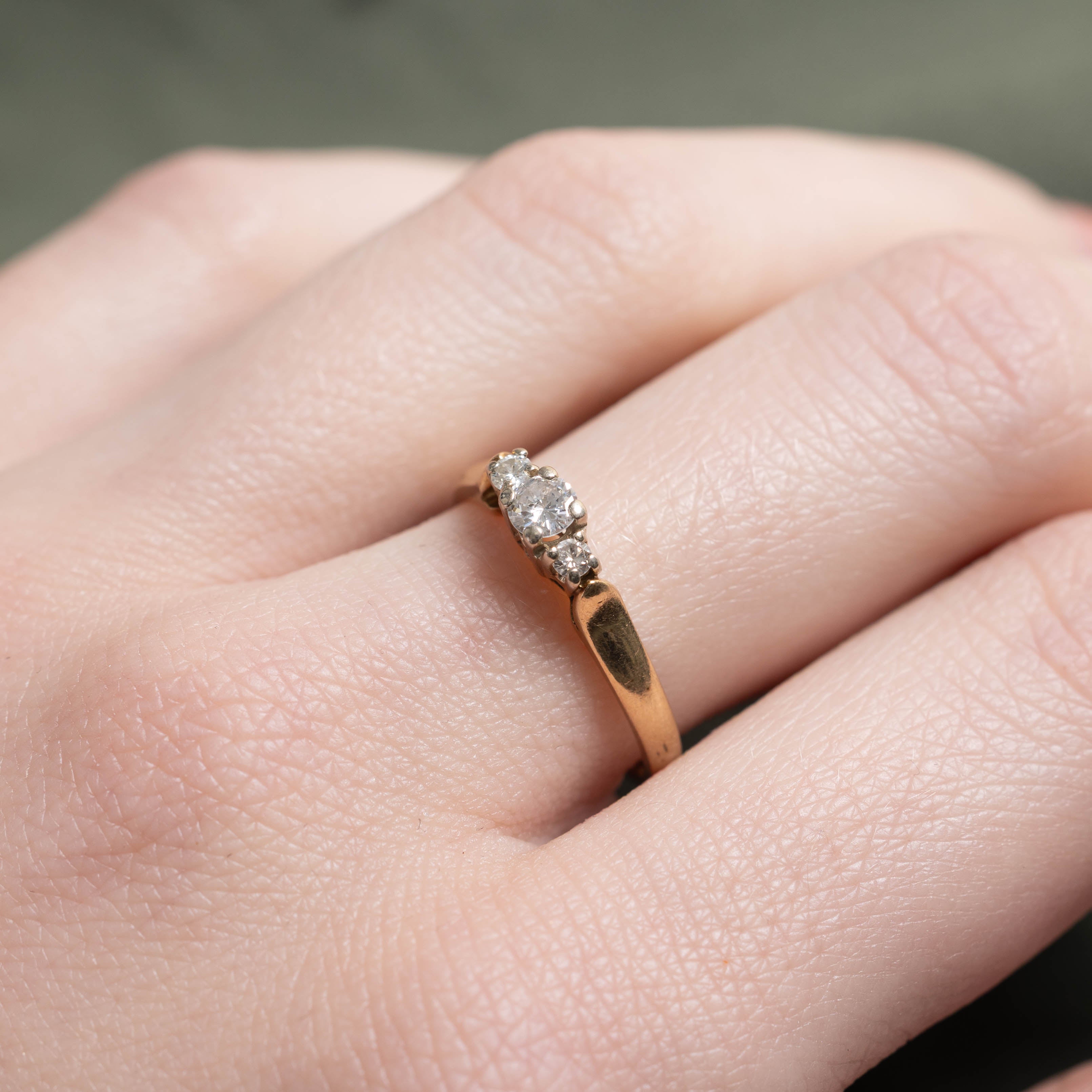 14k Three Stone Diamond Ring | SZ 6.75