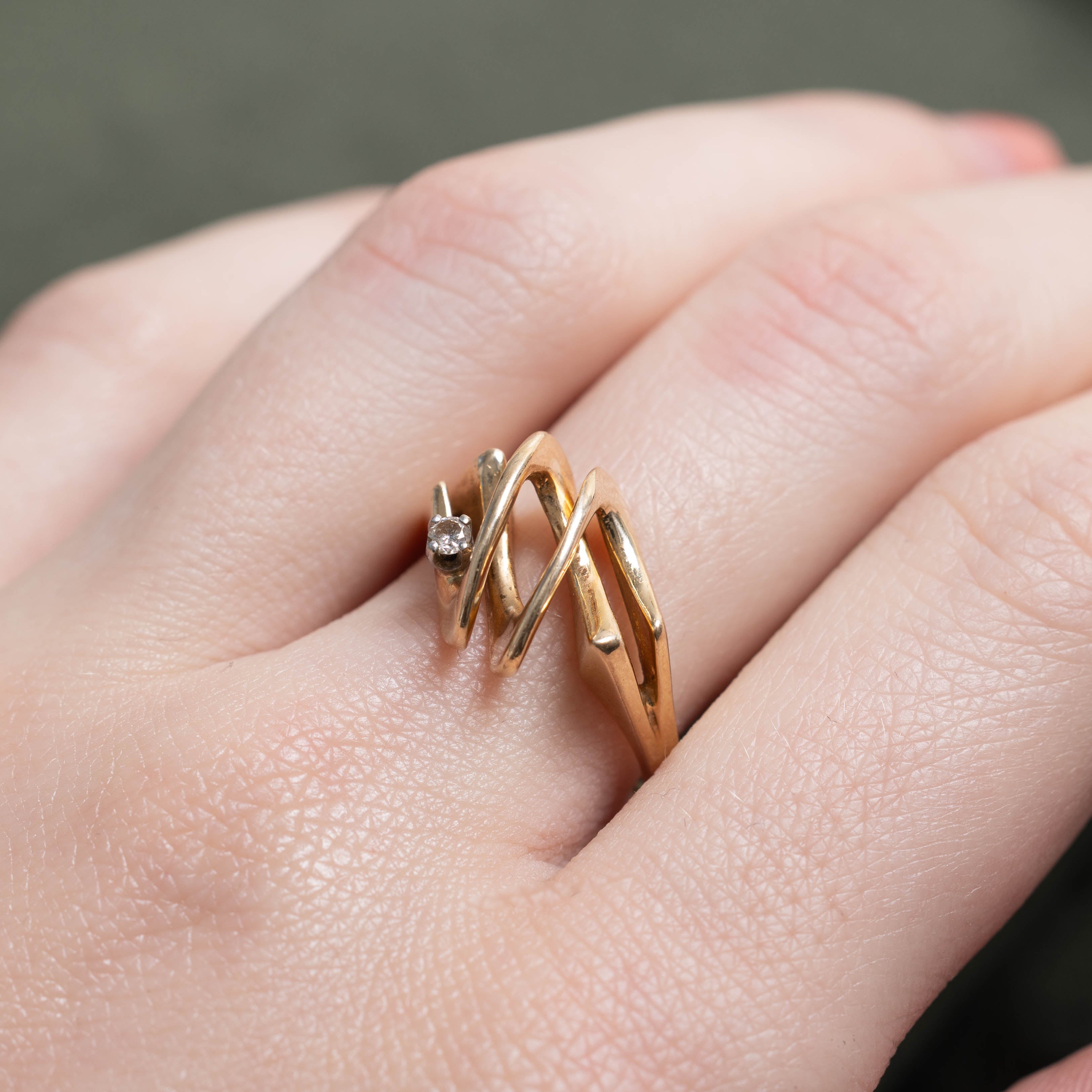 14k Diamond Abstract Ring | 0.02ctw | SZ 7.5