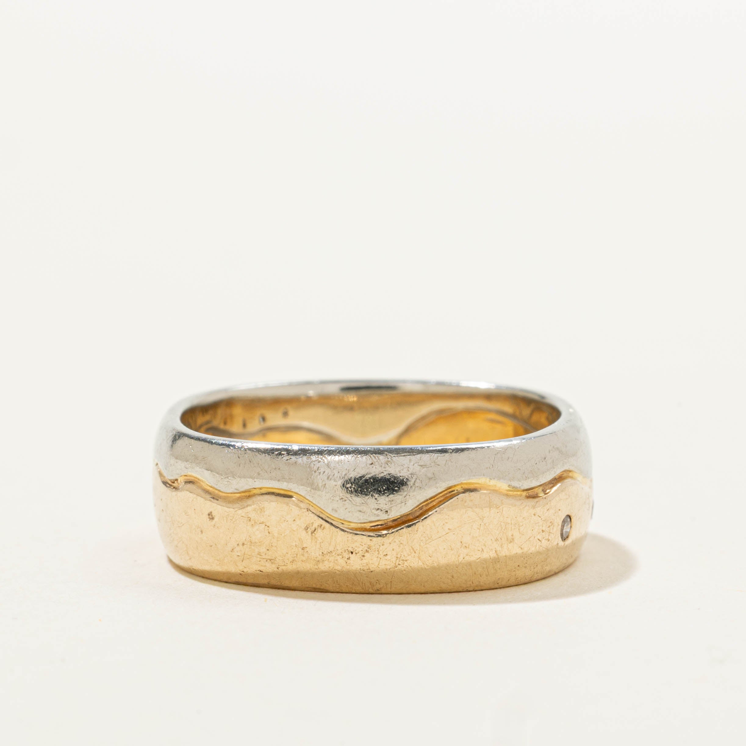 Two Tone Gold Diamond Wave Band | 7.00mm | SZ 8