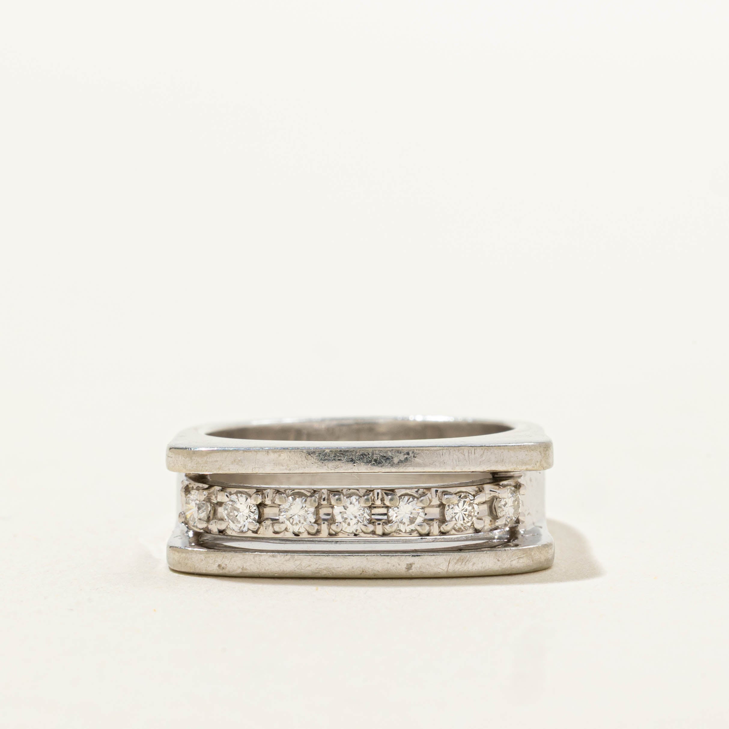 Seven Stone Recessed Diamond Soft Square Band | 0.14ctw | SZ 4.75