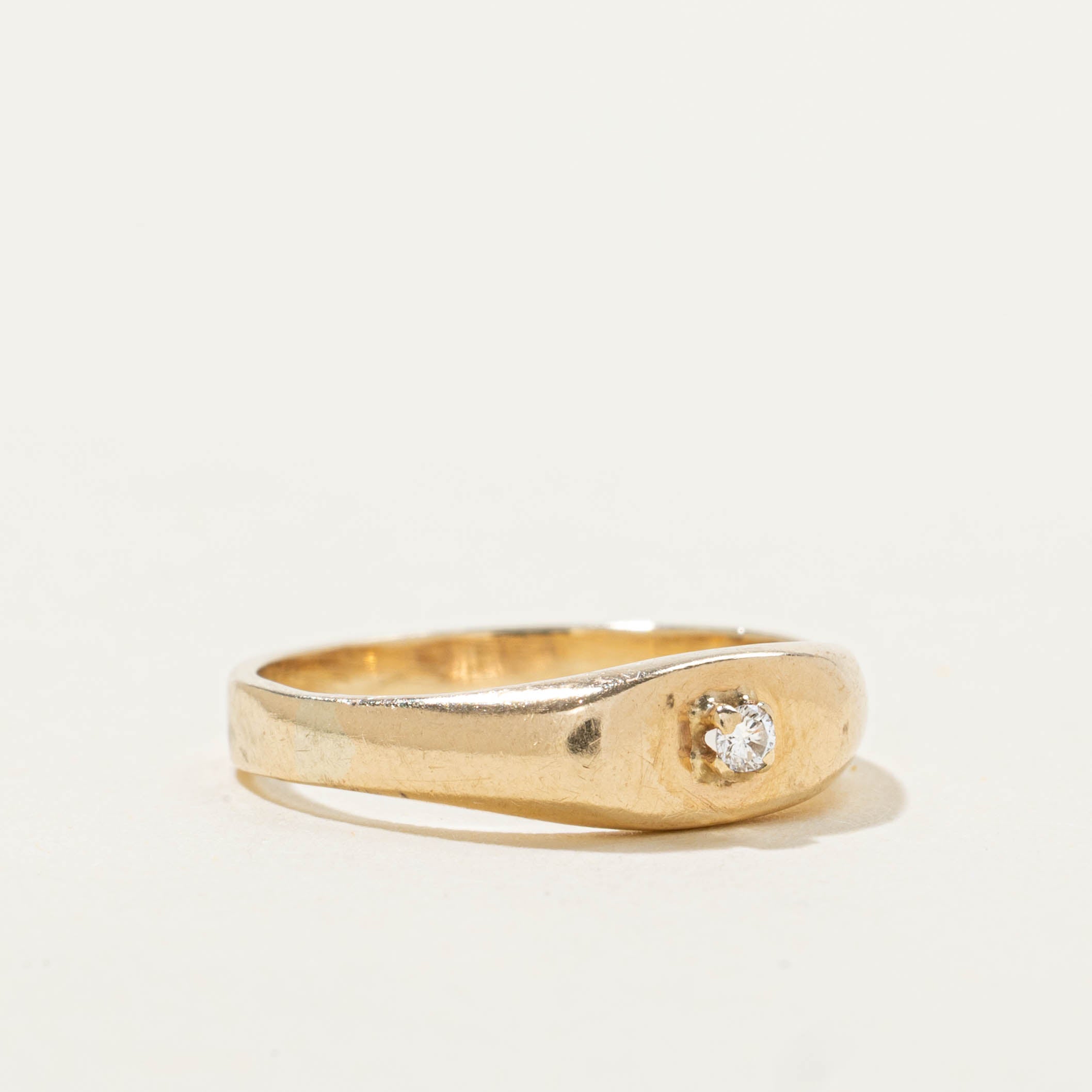 Single Diamond Petite Signet Ring | SZ 3.75