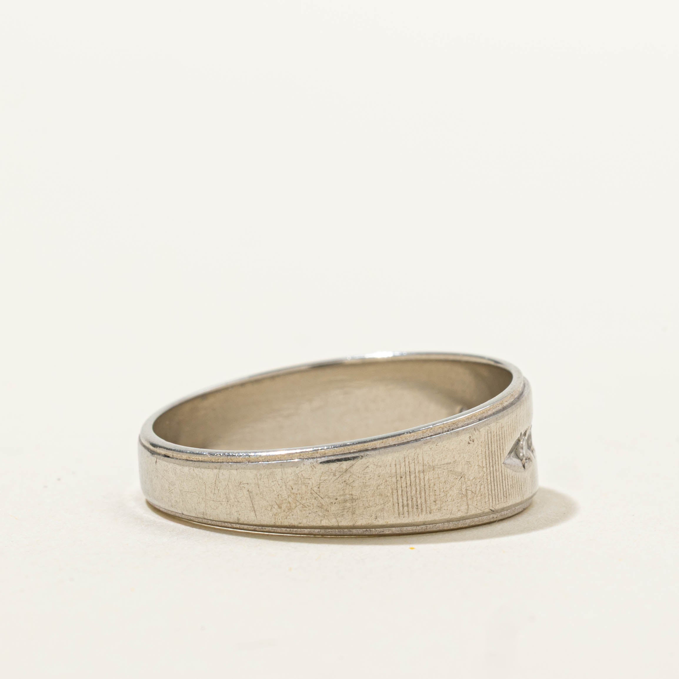 10k Five Stone Diamond Band | SZ 8.75