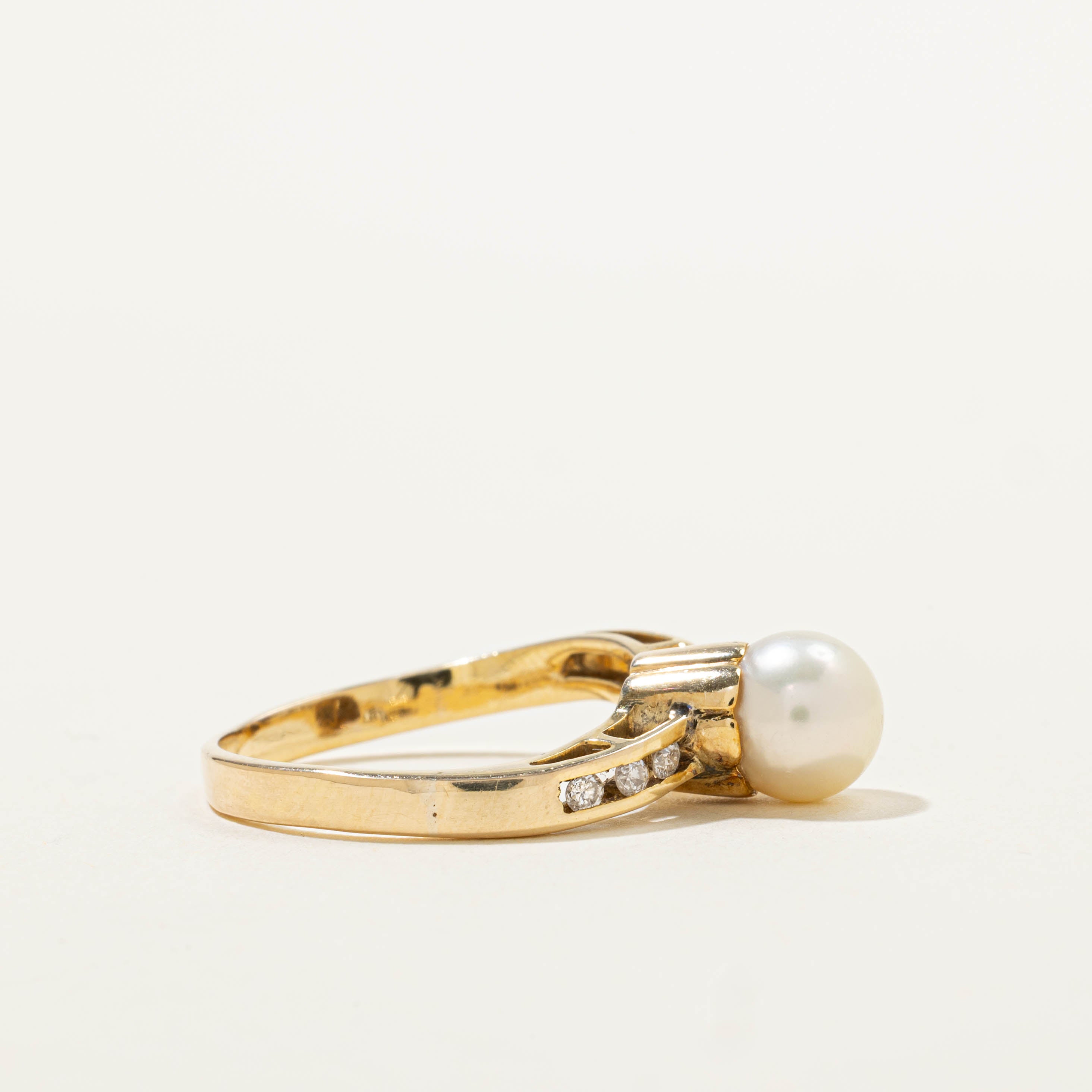 Pearl & Diamond Wave Ring | 0.10ctw | SZ 7.75