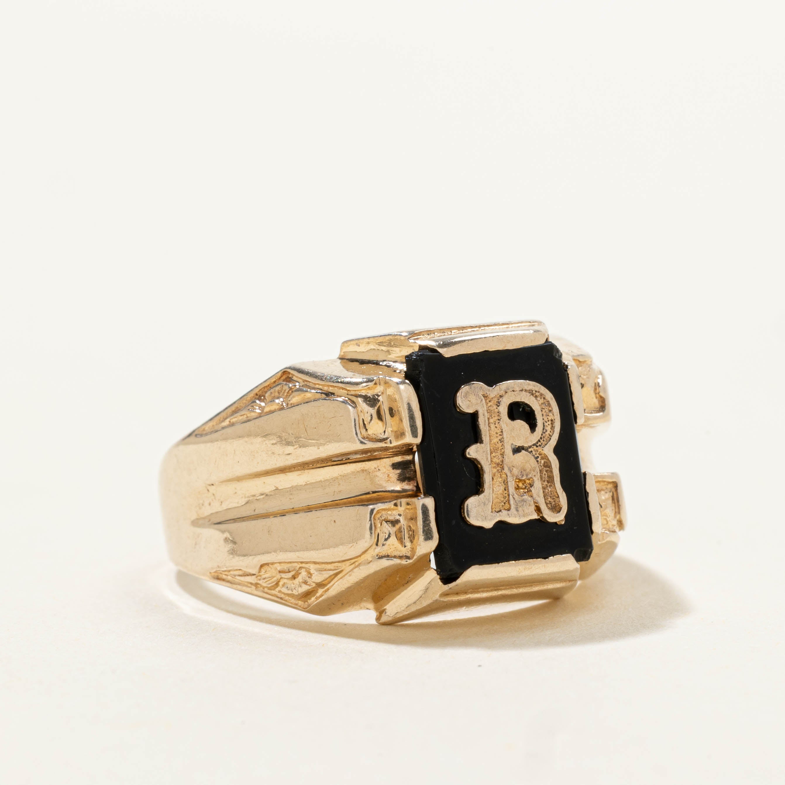 10k Onyx "R" Initial Signet Ring | SZ 7.75