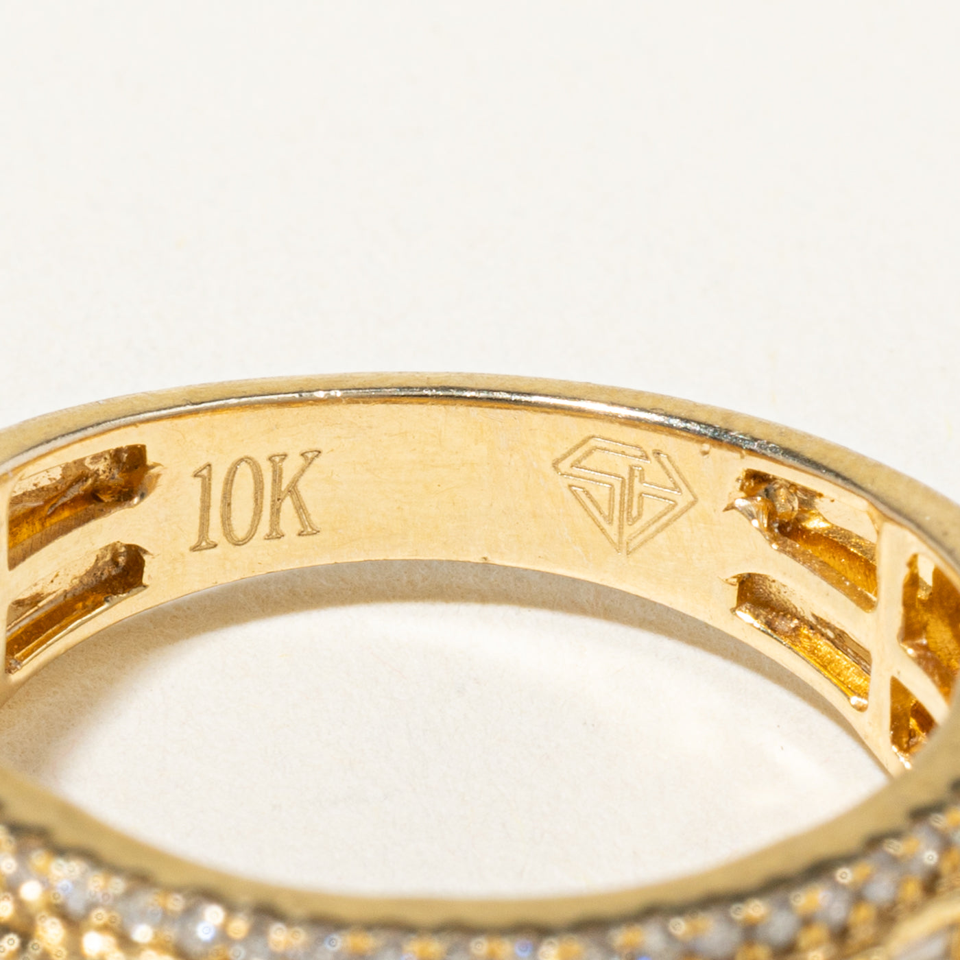 10k Multi Row Diamond Geometric Band | 1.36ctw | 3.00mm | SZ 10