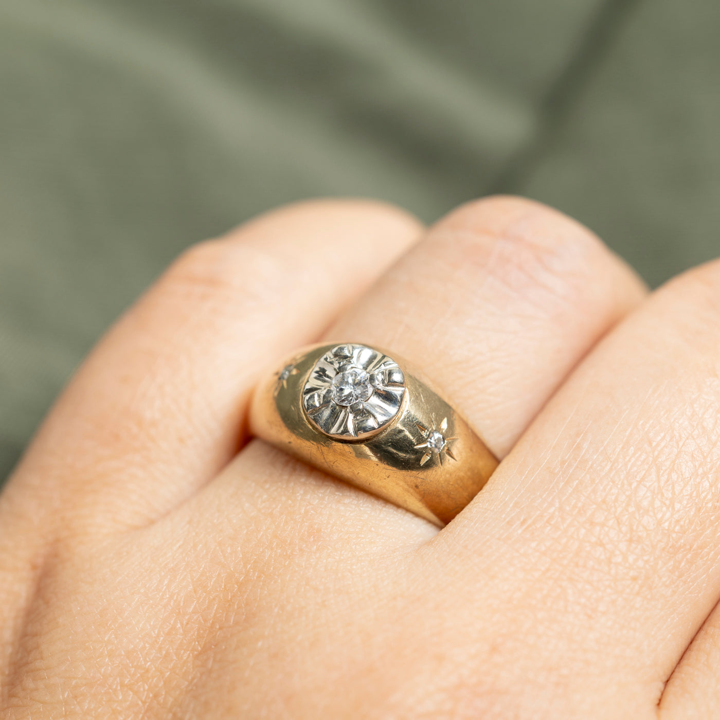 10k Illusion Set Diamond Accented Dome Ring | 0.17ctw | SZ 9.75