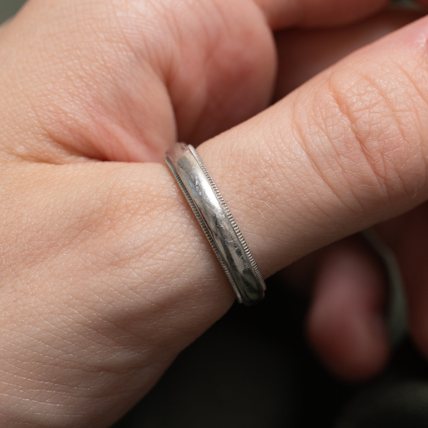 'Tiffany & Co.' Tiffany Together Milgrain Band Ring in Platinum | 4mm | | SZ 9