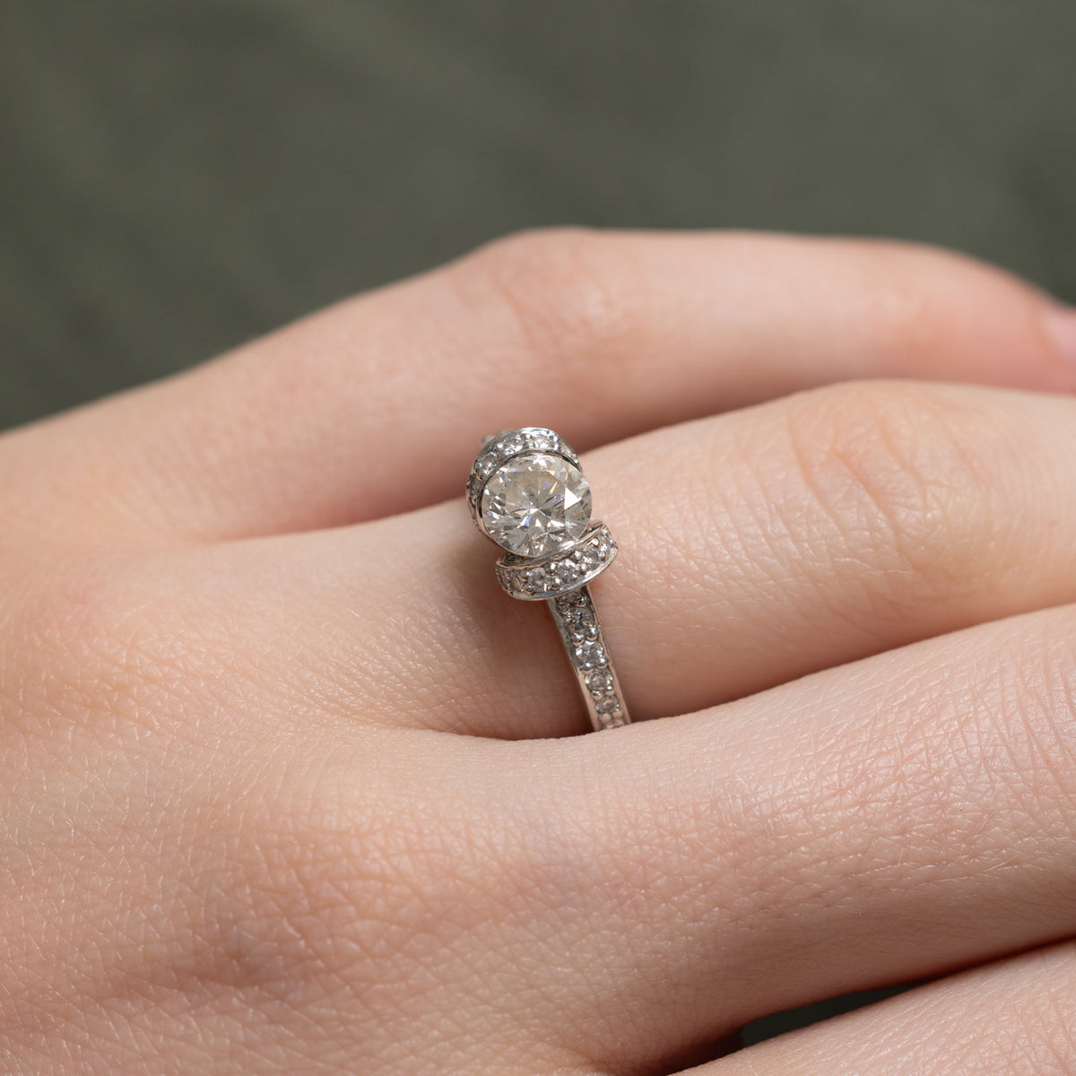 'Tiffany & Co.' Ribbon Engagement Ring in Platinum | 0.73ct VVS1 H Ex, 0.30ctw | SZ 5