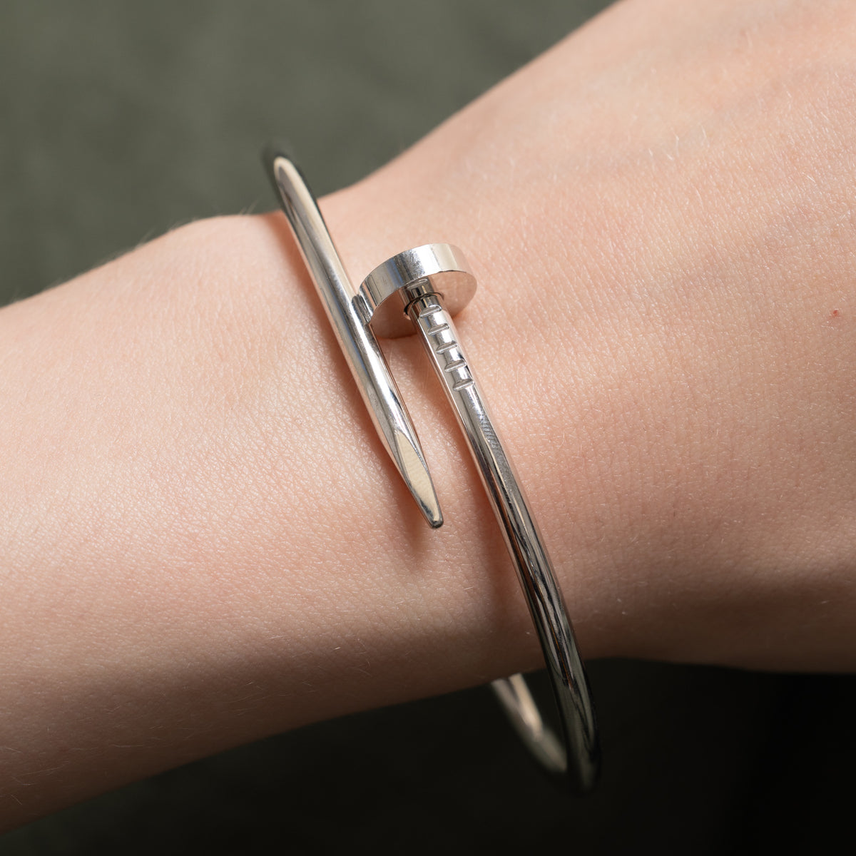'Cartier' Juste en Clou Classic Bracelet | SZ 19