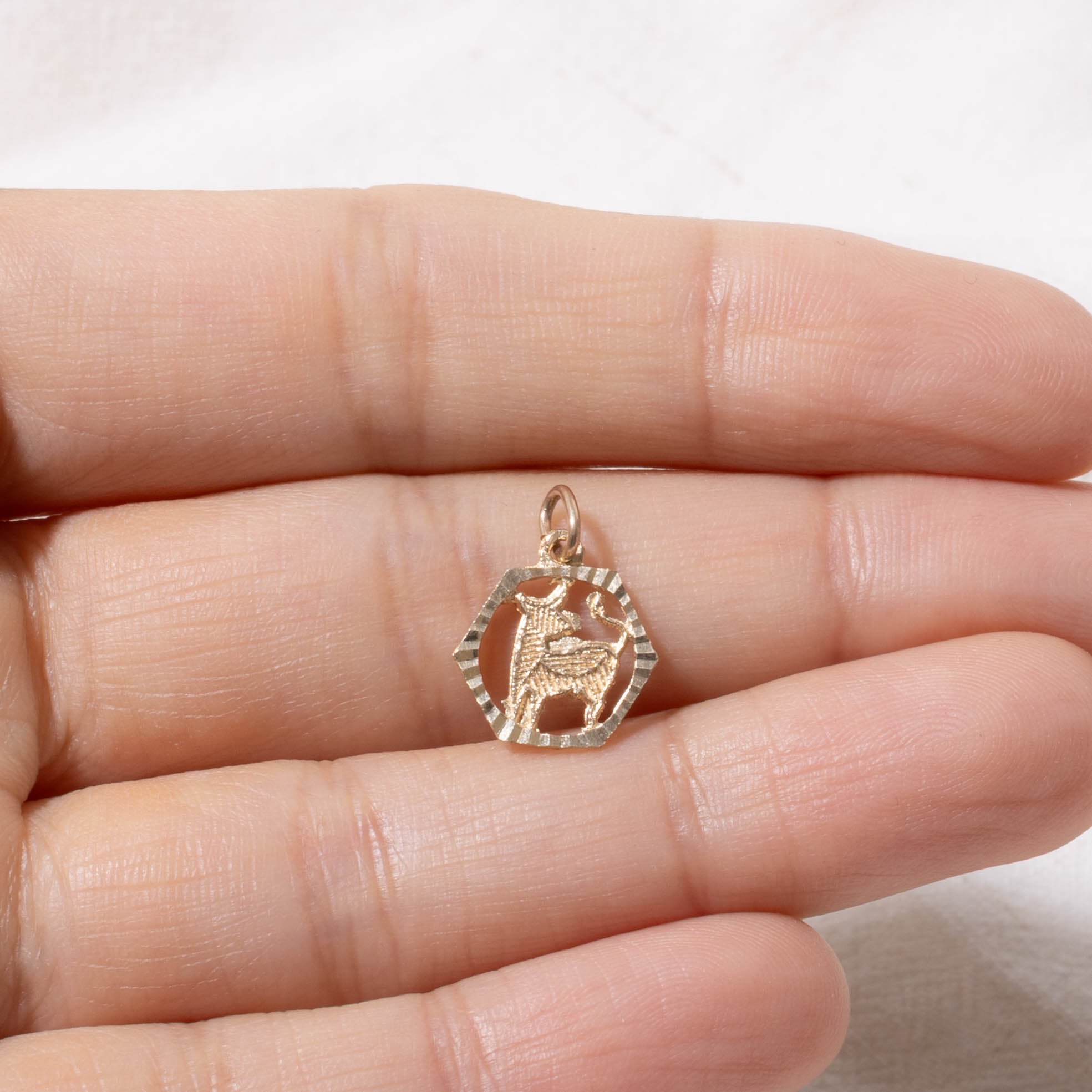 10k Taurus Zodiac Charm