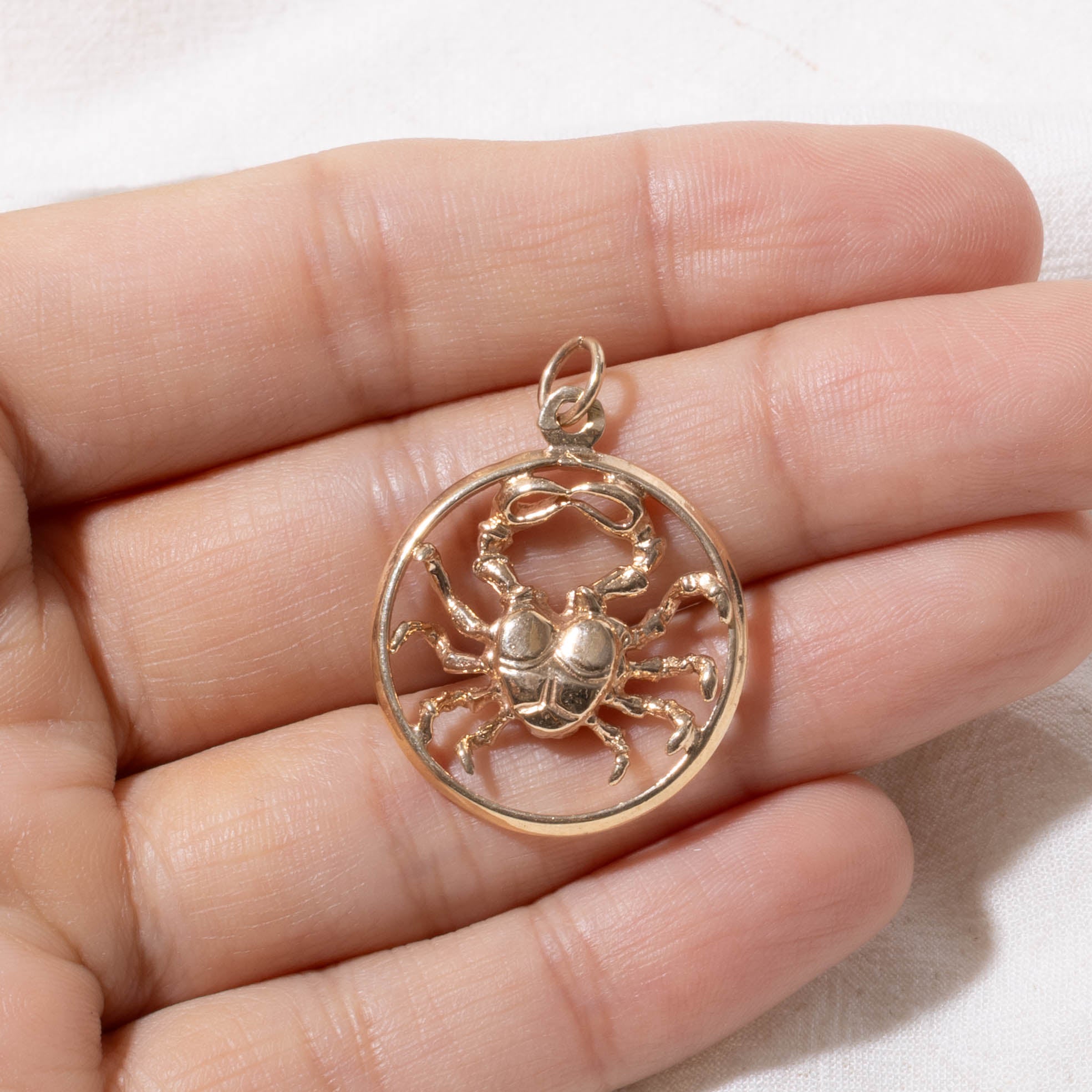 10k Cancer Zodiac Pendant