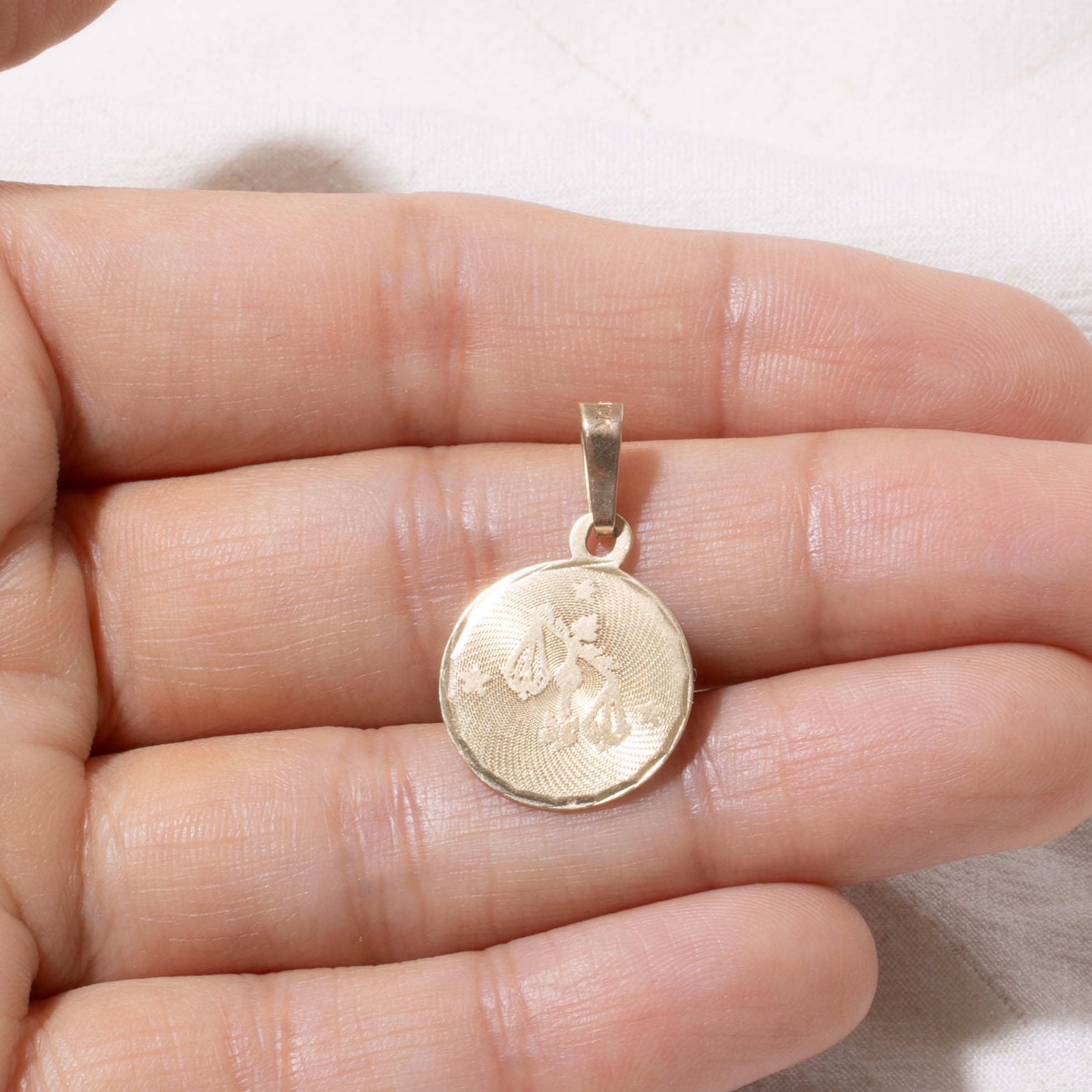 10k Libra Zodiac Pendant