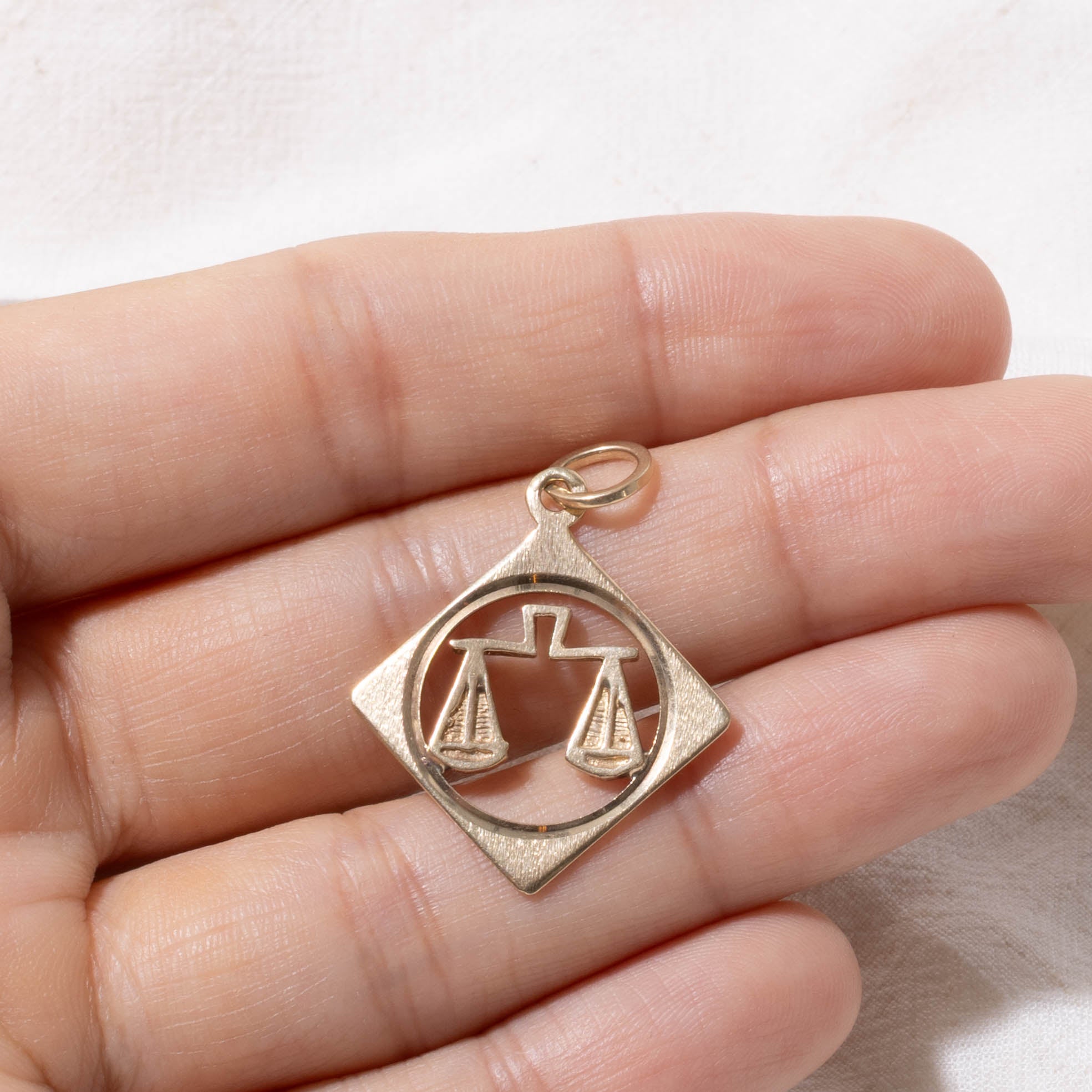 10k Libra Zodiac Charm