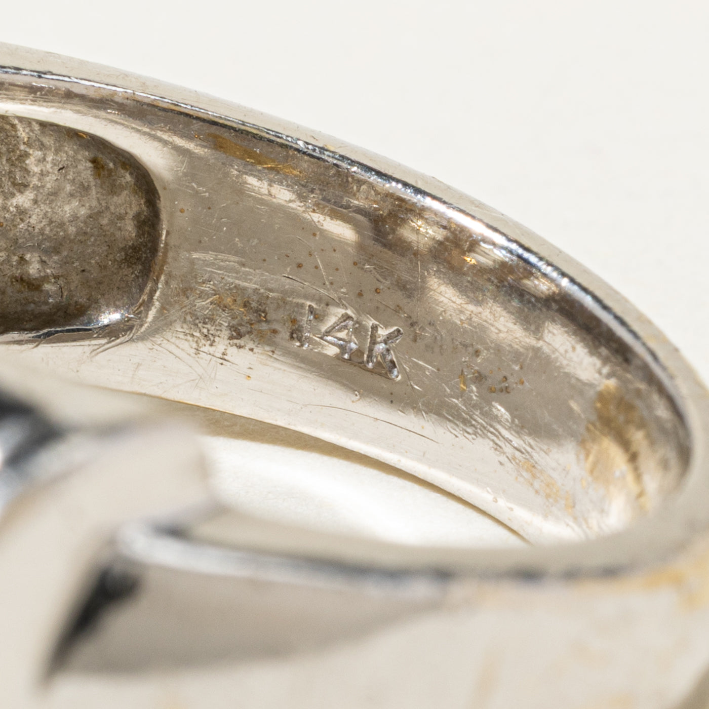 14k Multi Row Baguette Cut Diamond Grooved Dome Ring | 1.47ctw | SZ 7.25