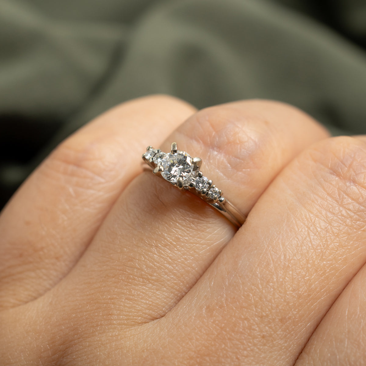 18k White Gold Diamond Accented Ring | 0.47ctw | SZ 5.75