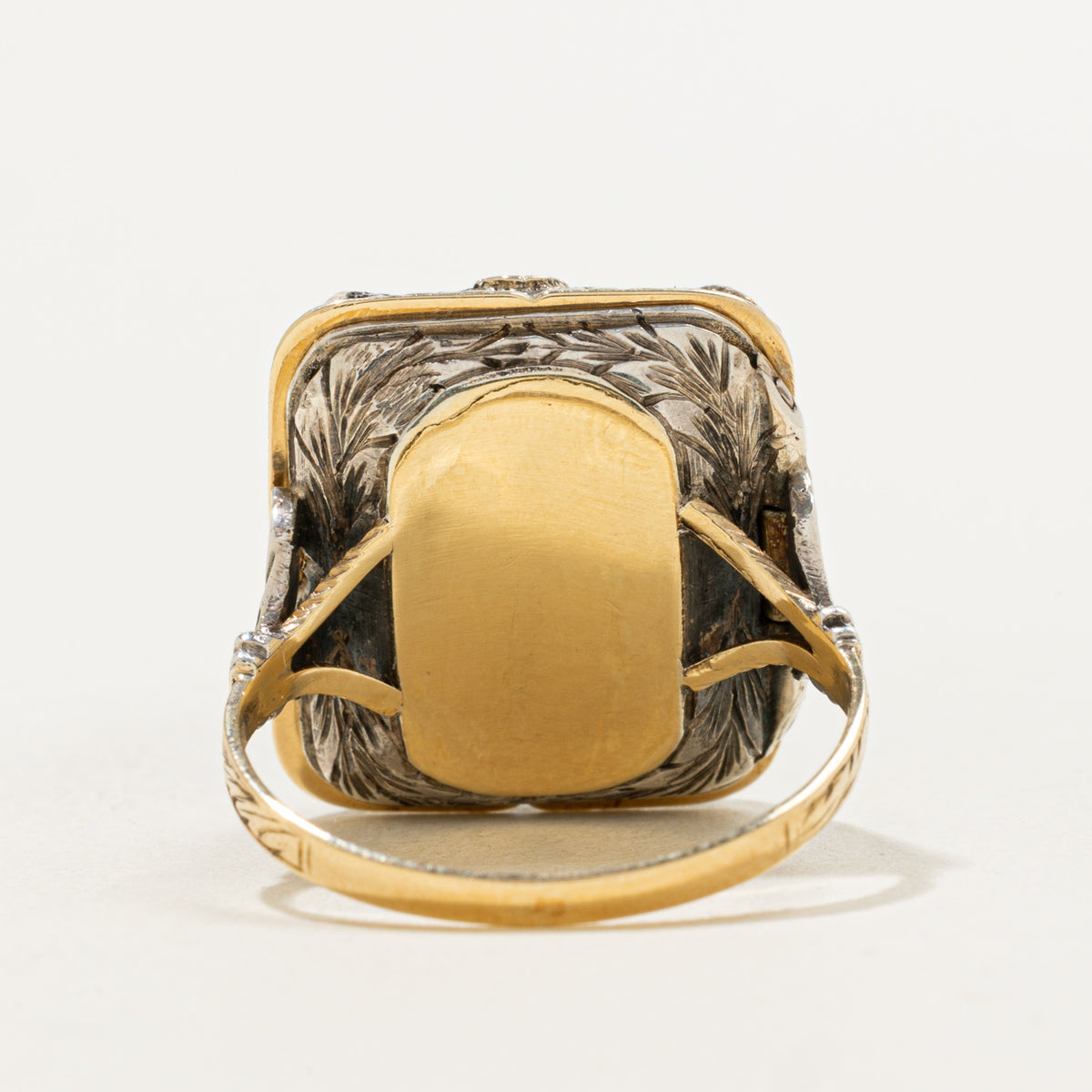 Late Victorian 18k & Silver Chrysoprase Sentimental Compartment Ring | SZ 7.5