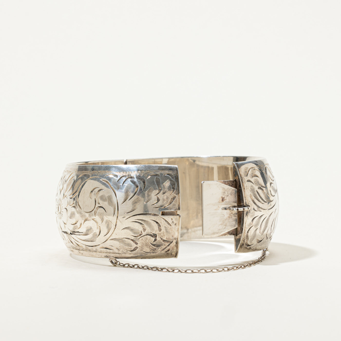 Sterling Silver Floral Engraved Bangle Bracelet | 7.5"