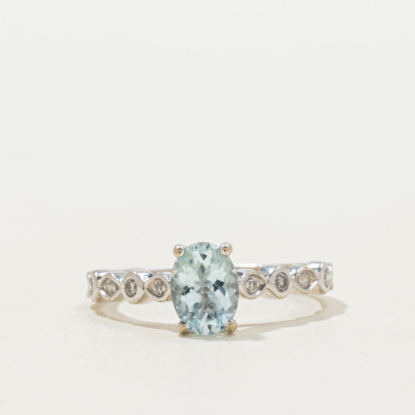 Oval Cut Aquamarine & Diamond Accented Ring | 0.70ct, 0.052ctw | SZ 5.25