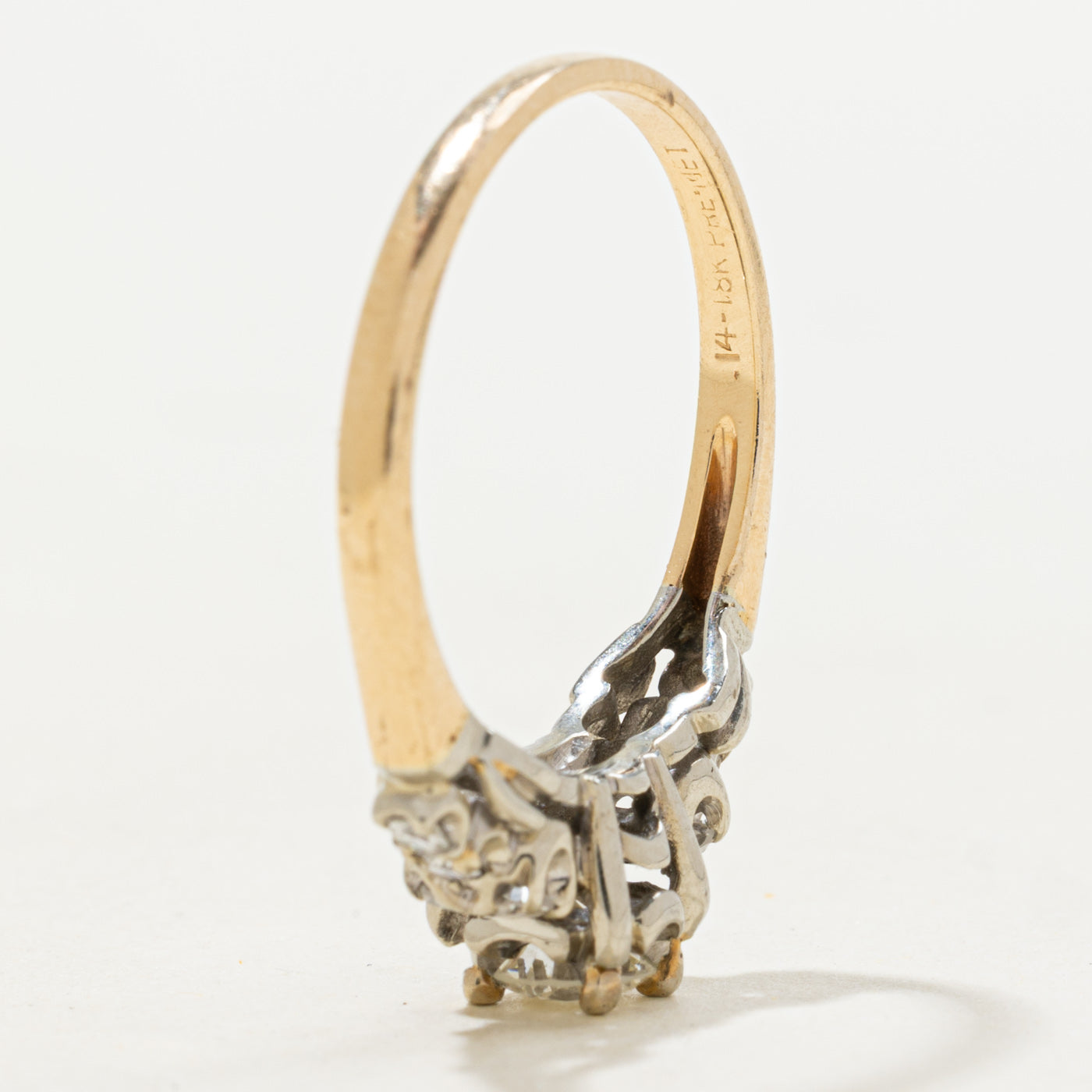 18k Illusion Set Diamond Cluster Accented Ring | 0.42ctw | SZ 7