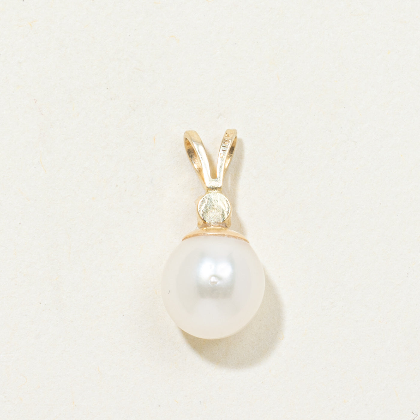 Pearl & Diamond Accented Pendant | 0.04ct