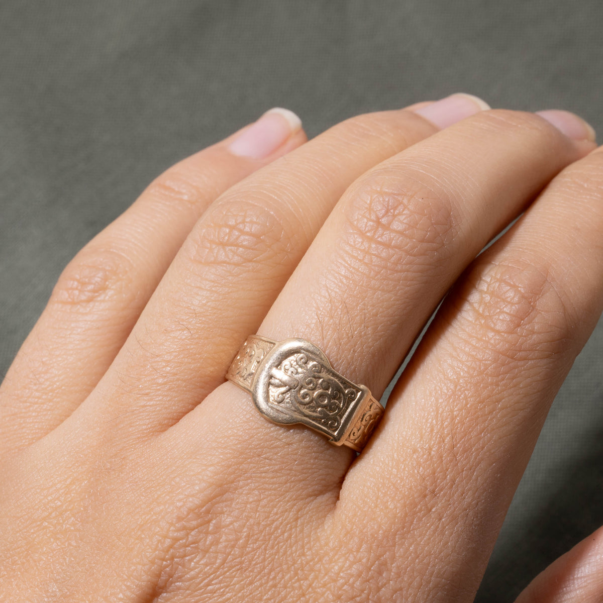 1971 Birmingham Yellow Gold Buckle Ring | SZ 8.25