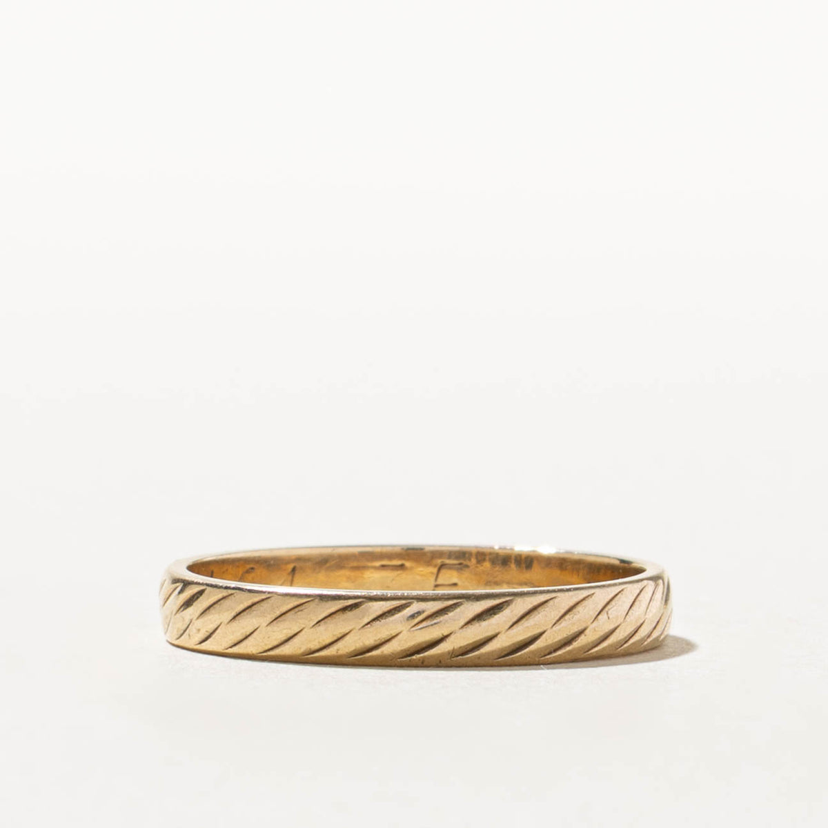 1981 London Yellow Gold Engraved Band | 2.8mm | SZ 7.25