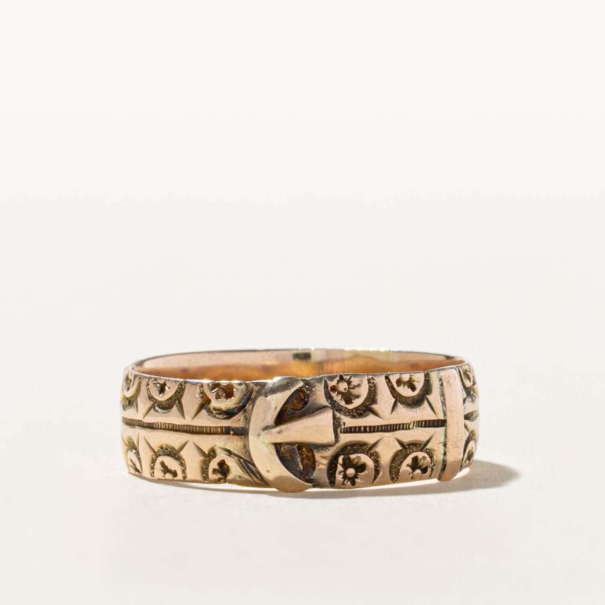 1901 Birmingham Yellow Gold Buckle Band | 6mm | SZ 9.25