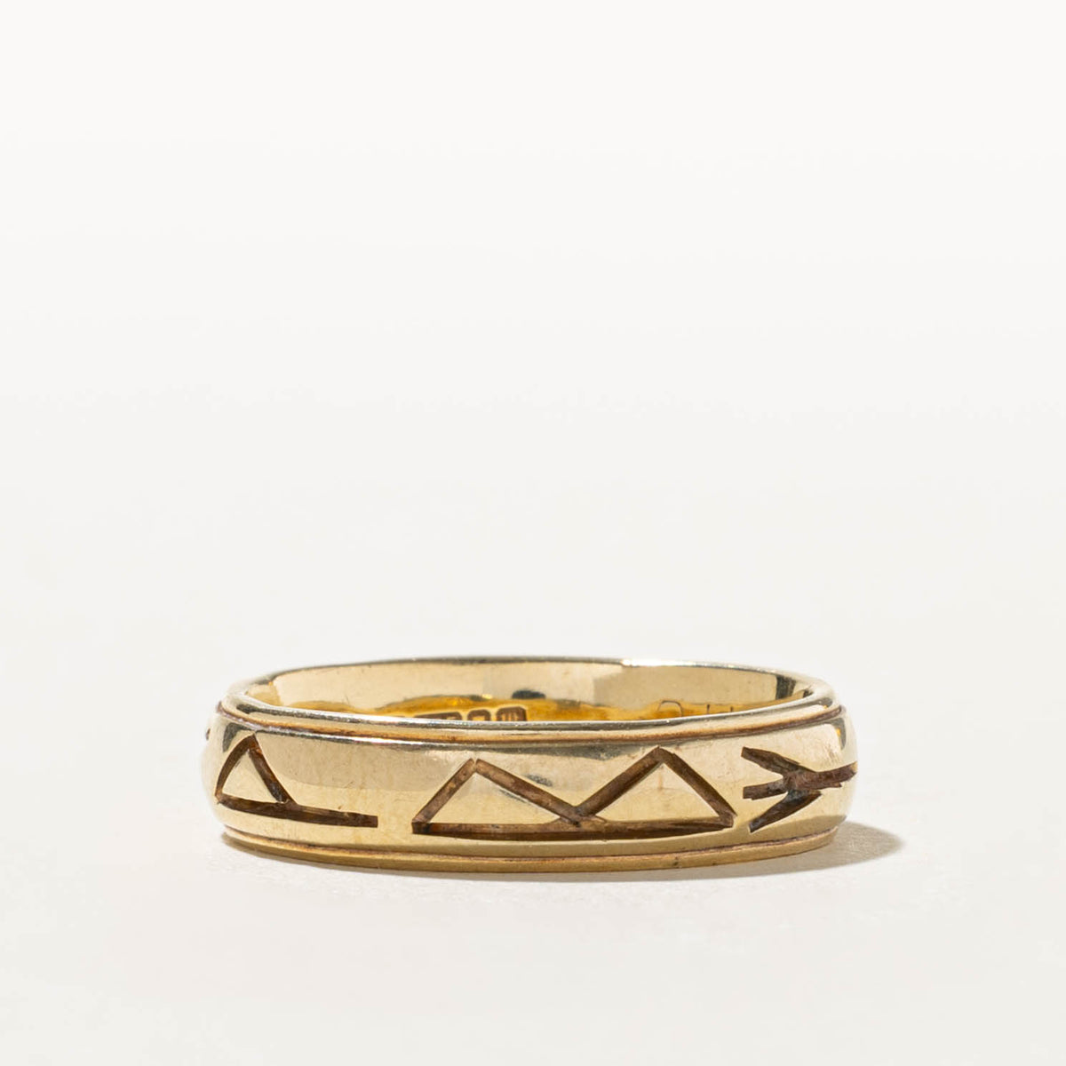 1996 London Yellow Gold Engraved Band | 4.8mm | SZ 8