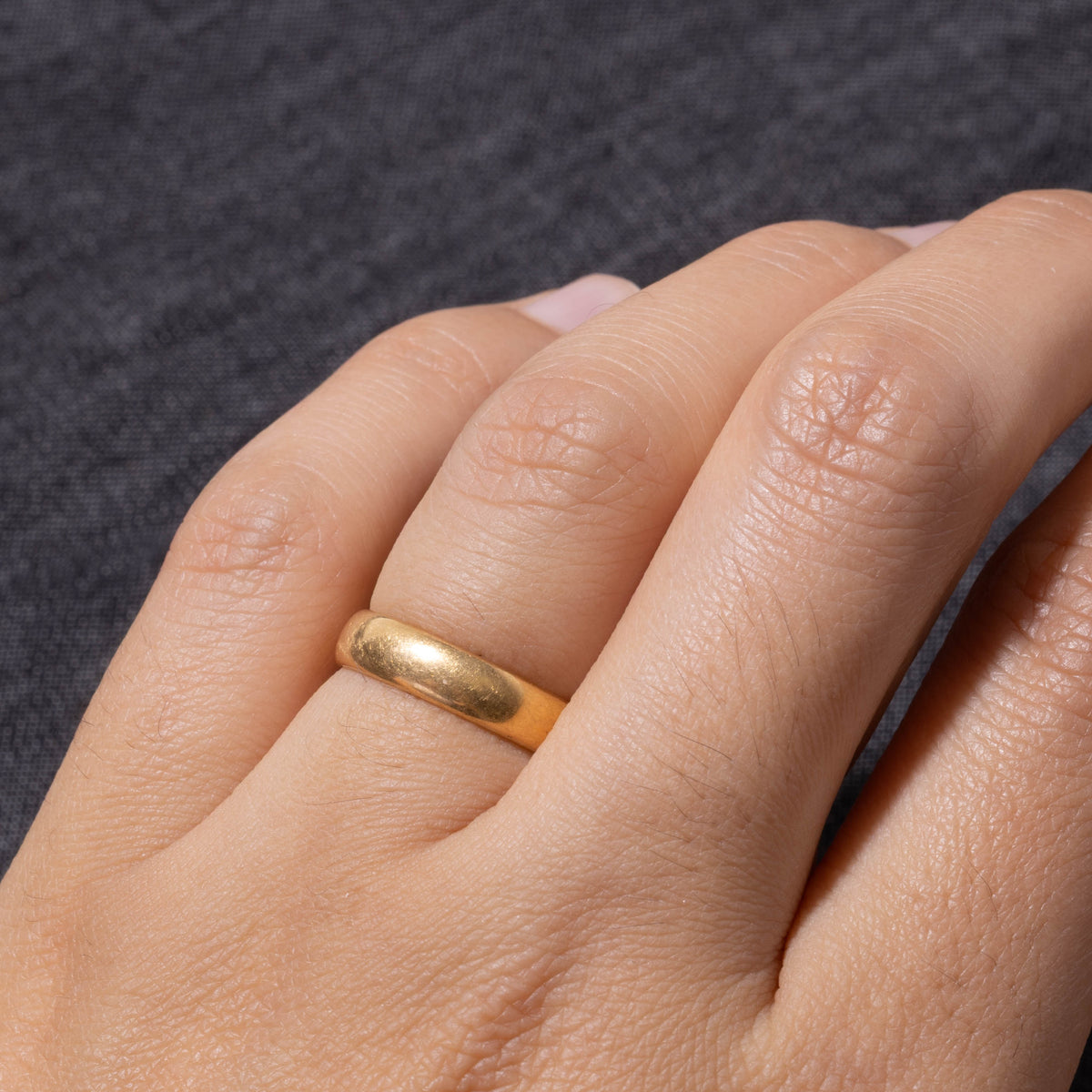 1928 Birmingham Yellow Gold Band | 4.1mm | SZ 5.25