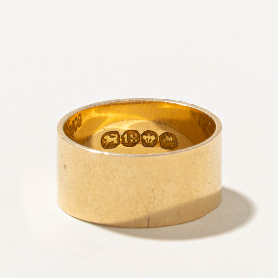 Vintage Pseudo Hallmarked Yellow Gold Initialized Band | 8.1mm | SZ 5.75