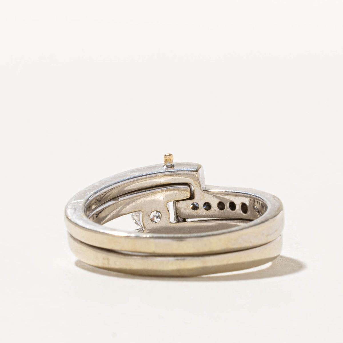 14k Diamond Channel Set Accented Geometric Wedding Ring Set | 0.27ct SI2 G/H, 0.10ctw | SZ 8.25