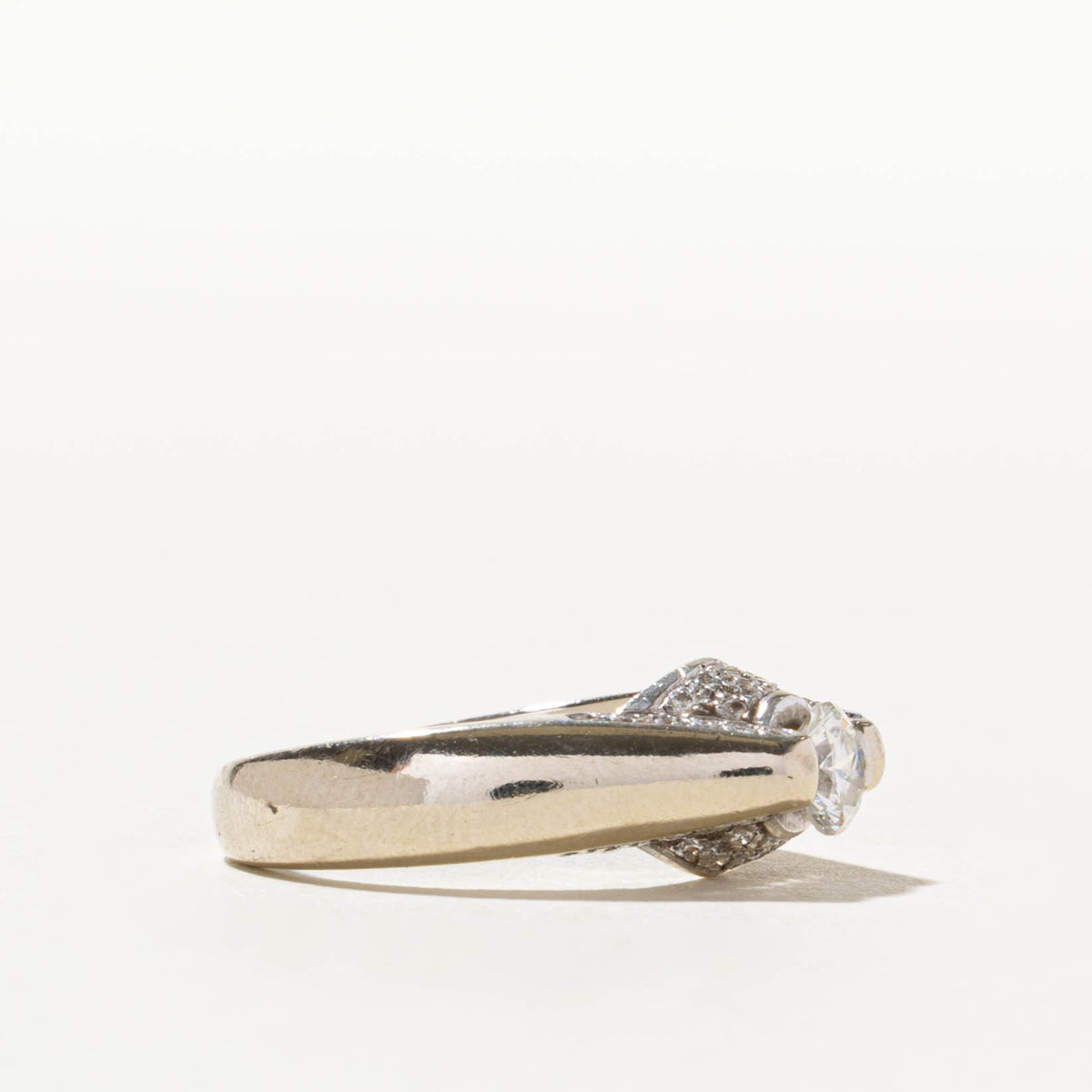 14k Diamond Pave Set Accented Geometric Ring | 0.38ct I2 I, 0.21ctw | SZ 6