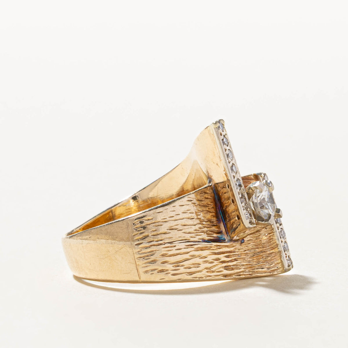 14k Diamond Accented Textured Cocktail Ring | 0.50ct SI1 K/L, 0.21ctw | SZ 7.75