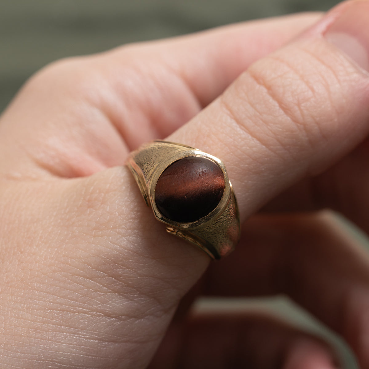 10k Solitaire Tiger's Eye Textured Ring | 3.47ct | SZ 10