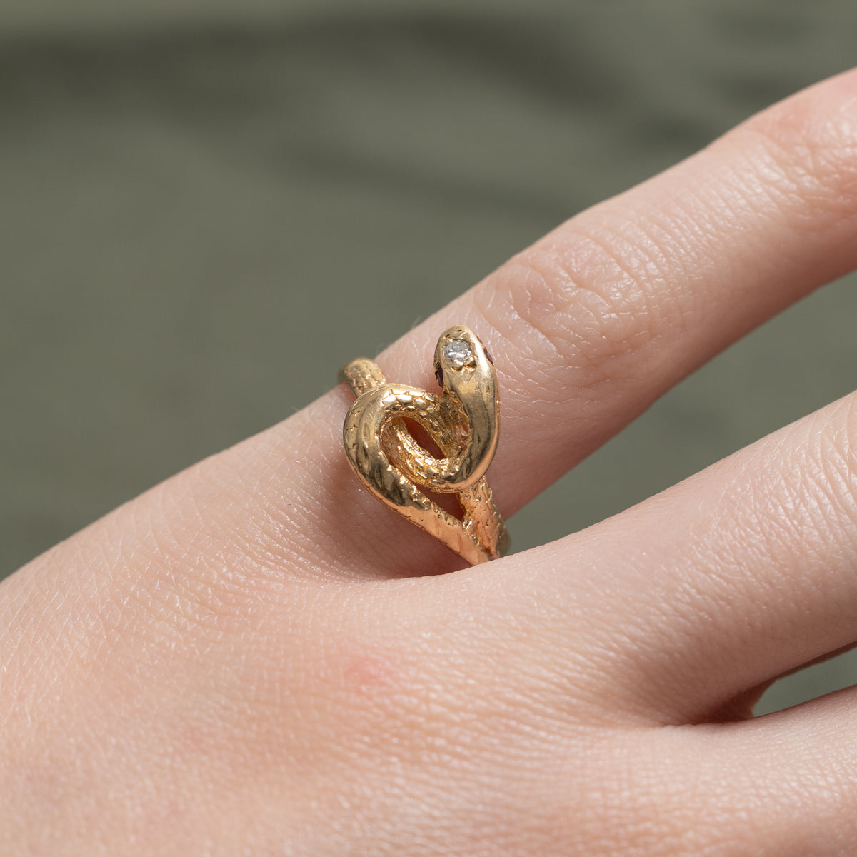 10k Diamond & Ruby Textured Snake Ring | 0.02ct, 0.02ctw | SZ 4.25