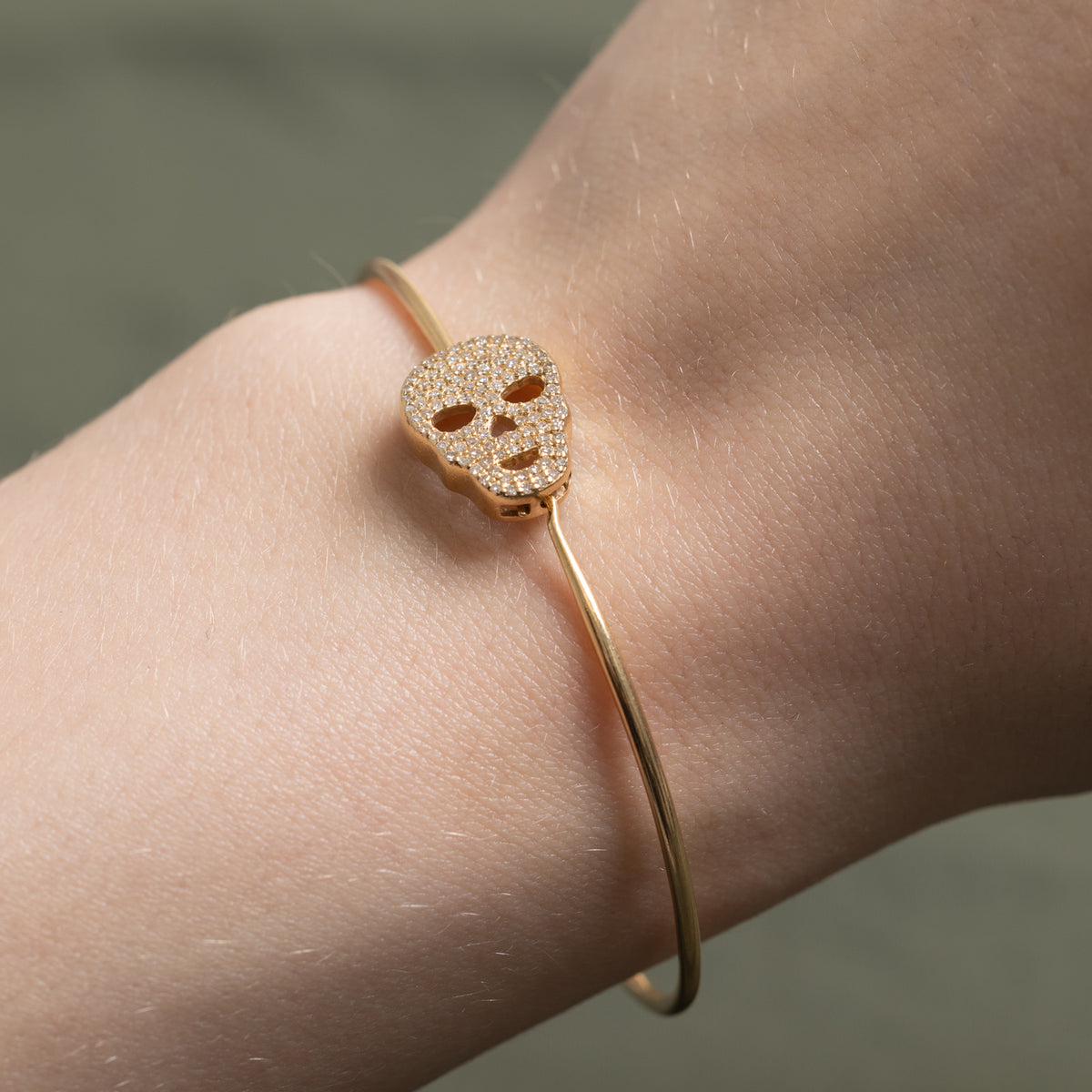 14k Pave Set Diamond Skull Bangle | 0.10ct | 6"