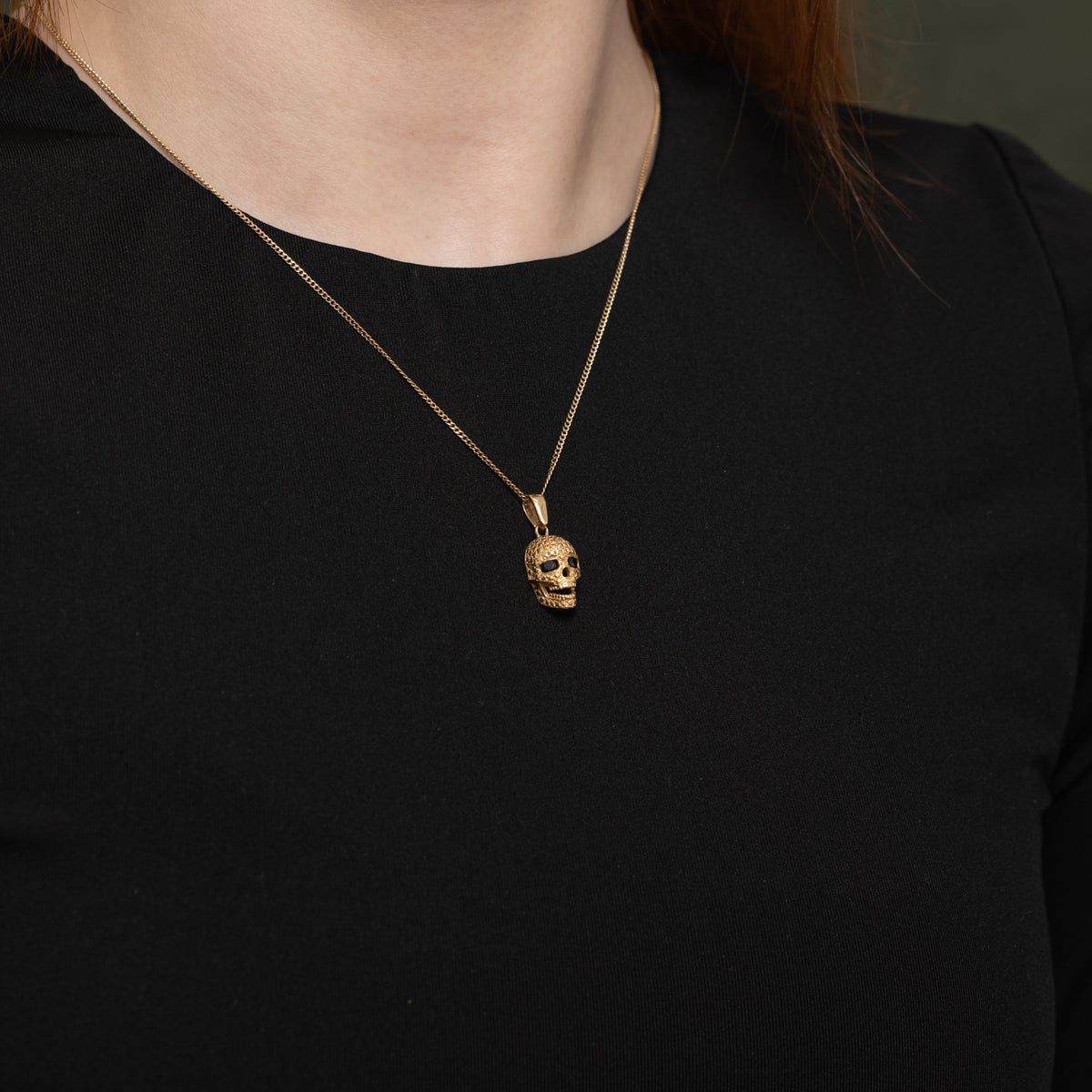 10k Onyx Skull Pendant | 0.13ctw