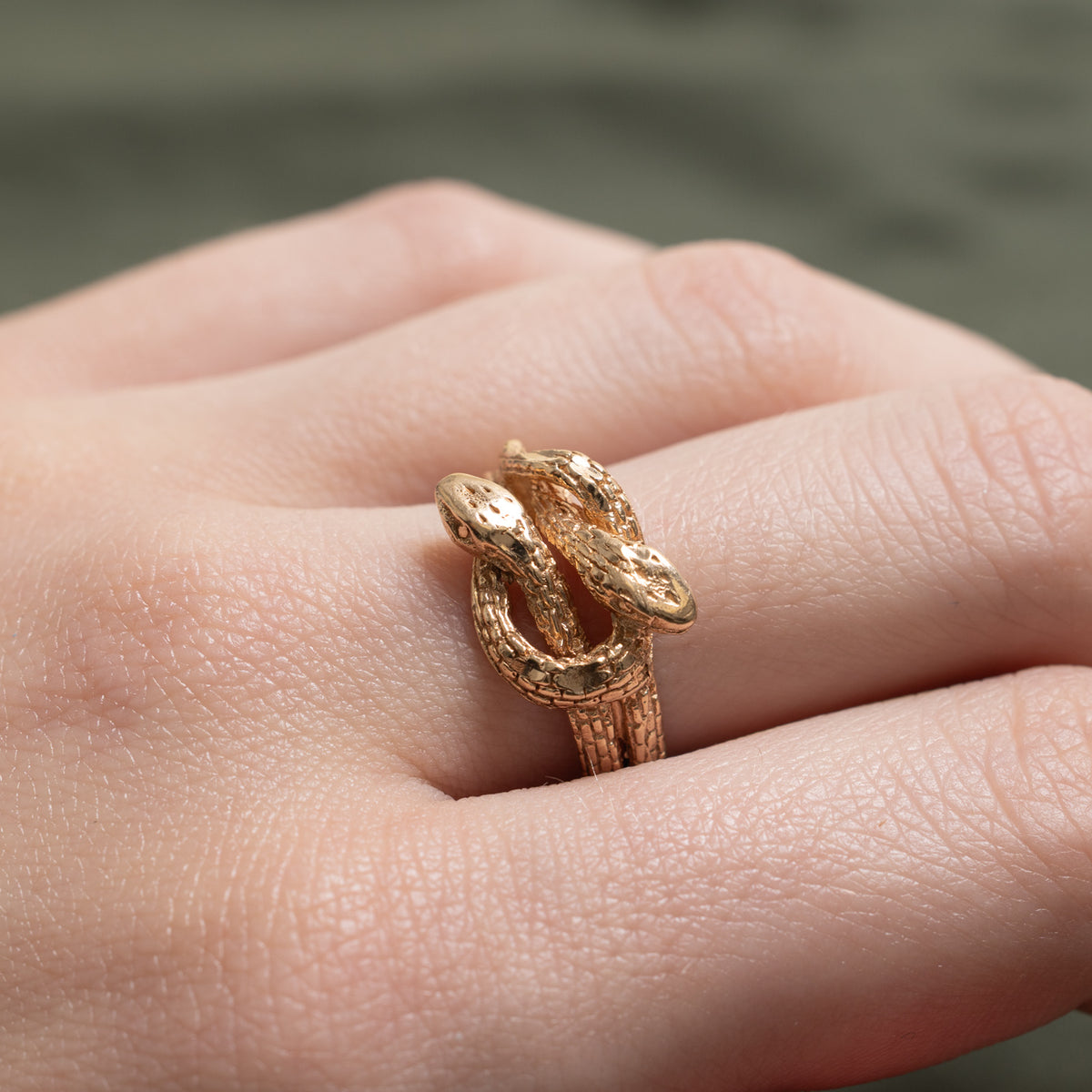 10k Yellow Gold Textured Double Snake Crossover Ring | SZ 6.75