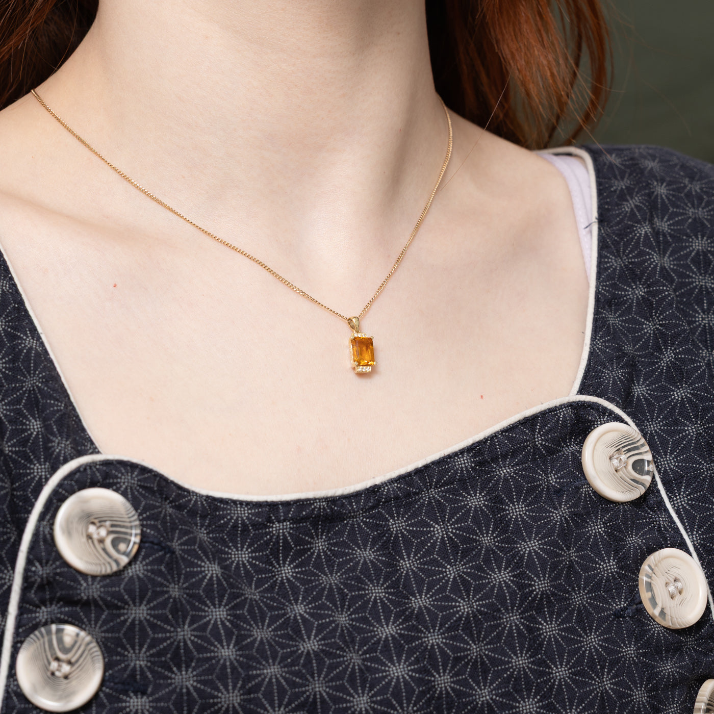 Pendentif en or 14 carats avec citrine taille émeraude et diamants | 2,00 ct, 0,03 ct au total