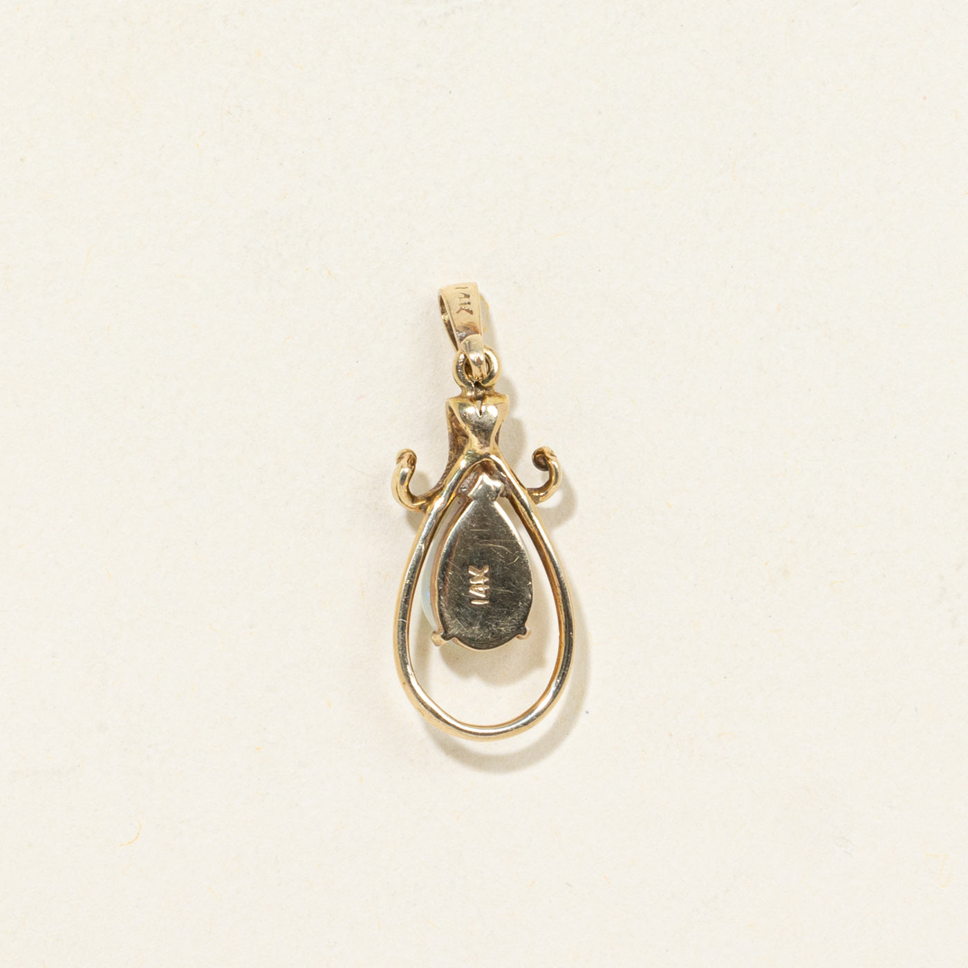 14K Pear Cabochon Opal Pendant | 0.70ct