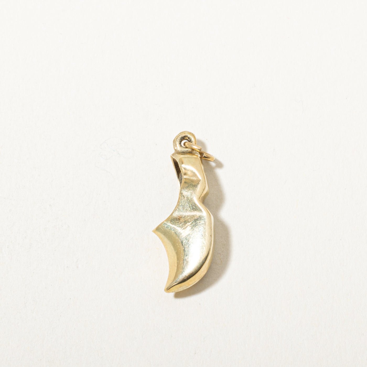 Dutch Yellow Gold Abstract Charm