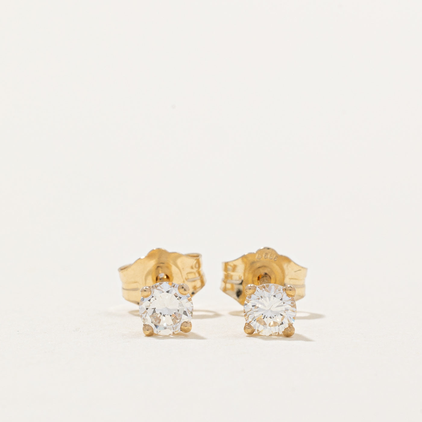 100 Ways' 14k Diamond Stud Earrings | 0.32ctw VS1 G |