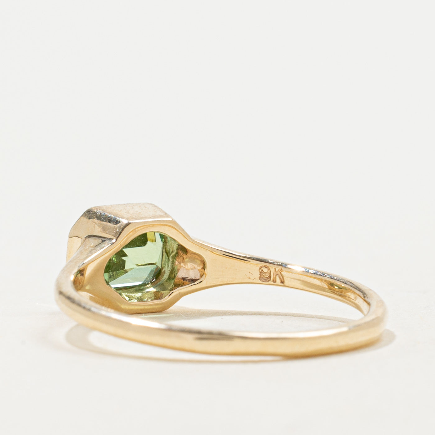 '100 Ways' 9k Yellow Gold Tsavorite Garnet Signet Ring | 0.84ct | SZ 5.75